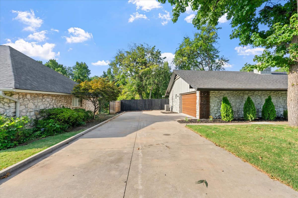 6021 E 55th Street Tulsa OK 74135
