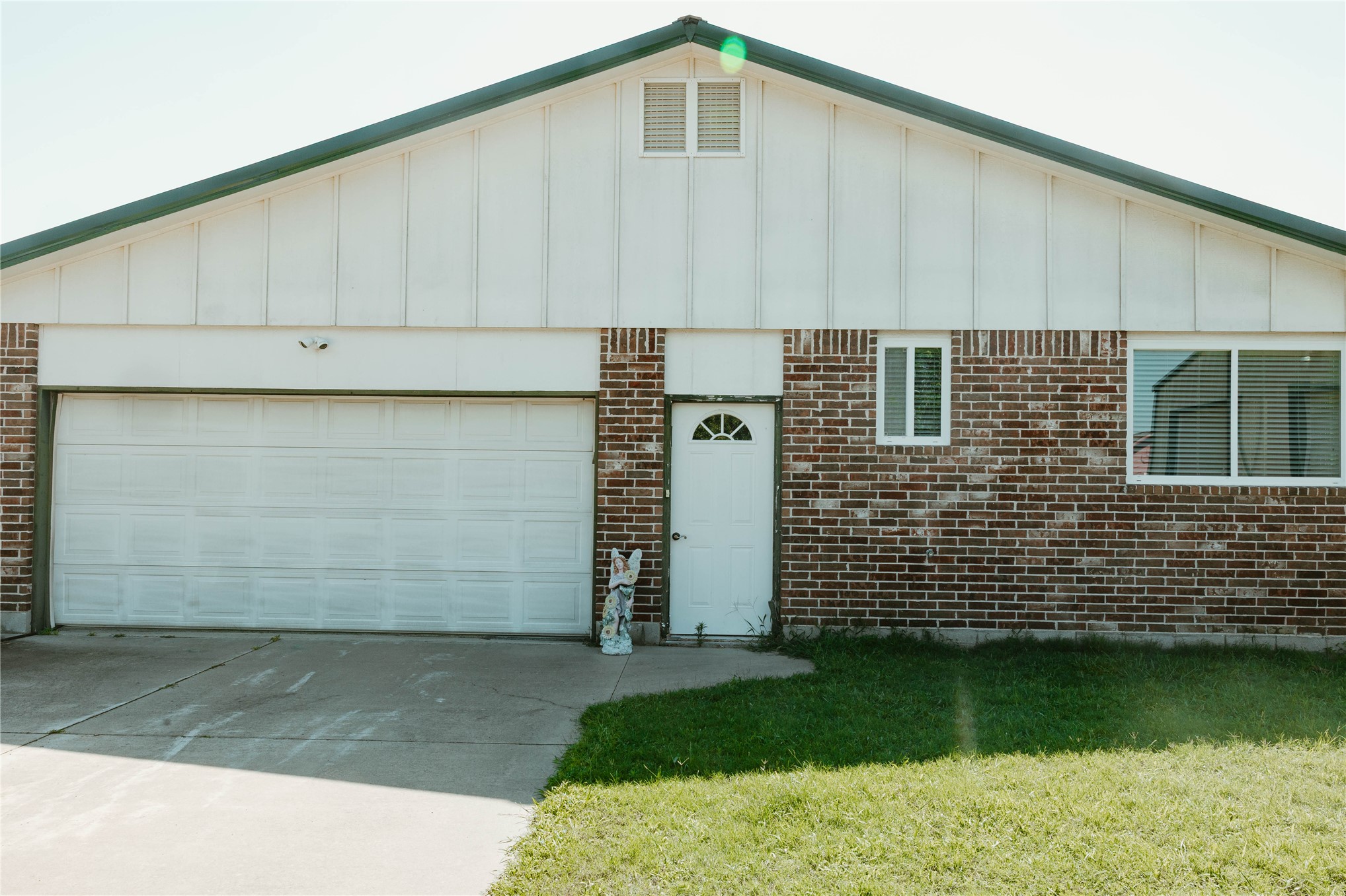 110 Grant Mead OK 73449