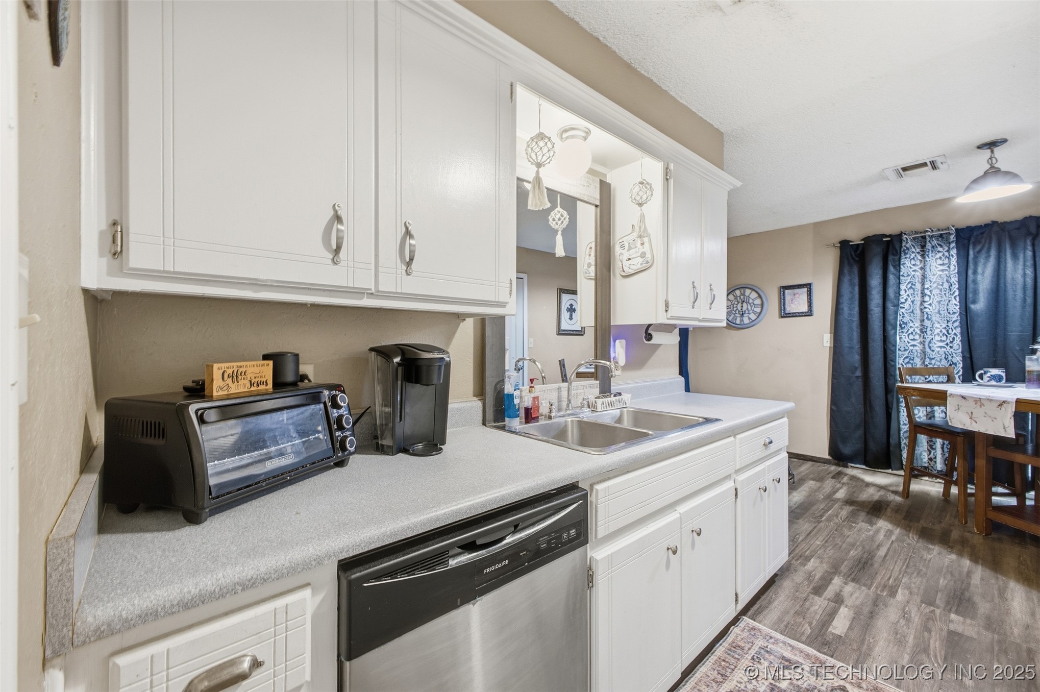 917 W 24th Ada OK 74820