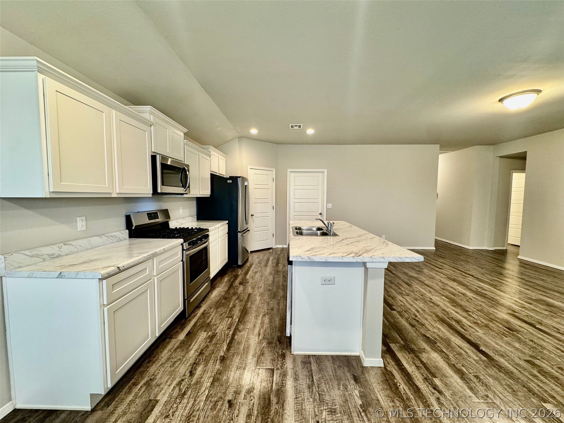 14236 N 73rd Eastavenue Collinsville OK 74021