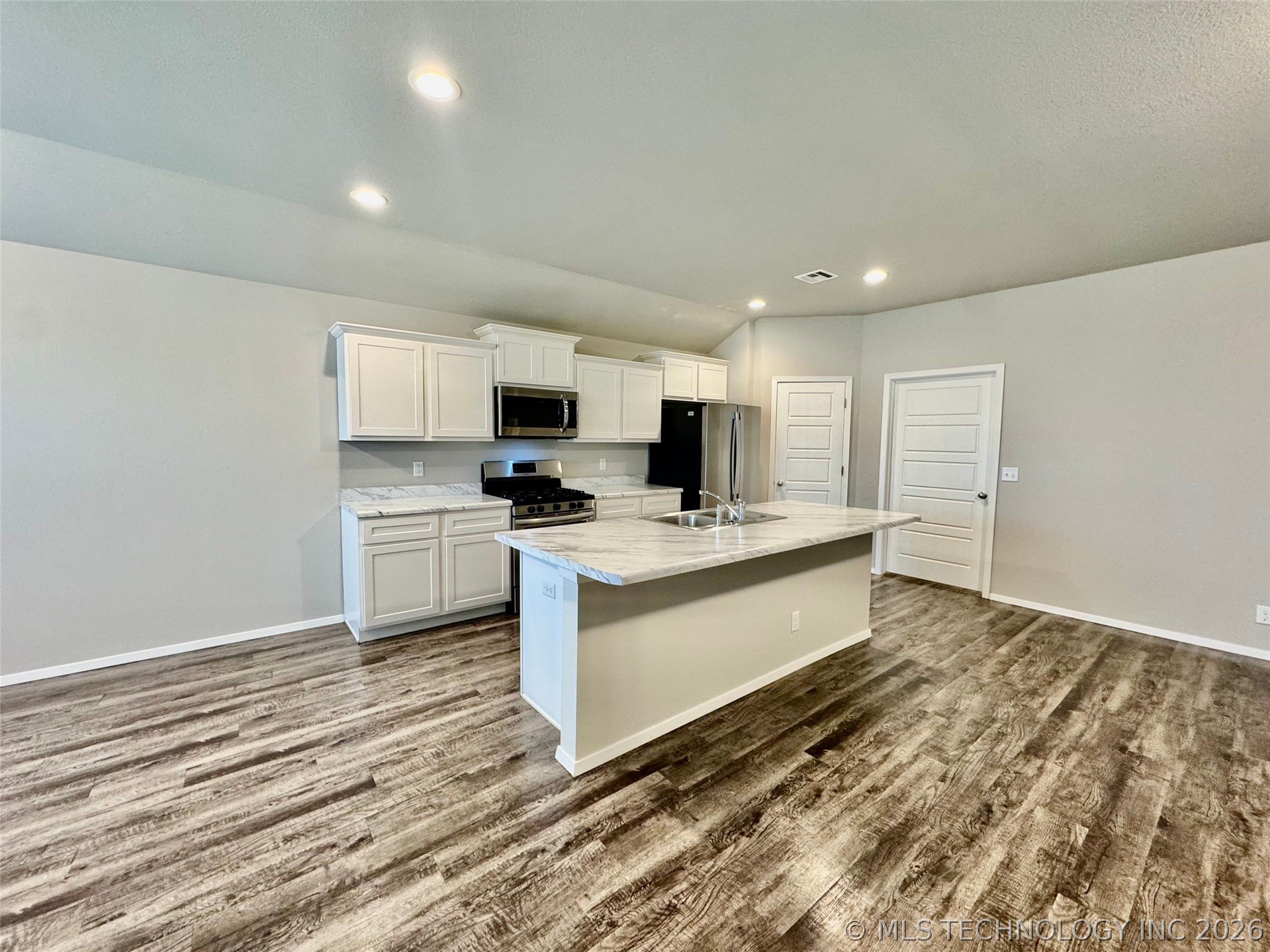 14236 N 73rd Eastavenue Collinsville OK 74021