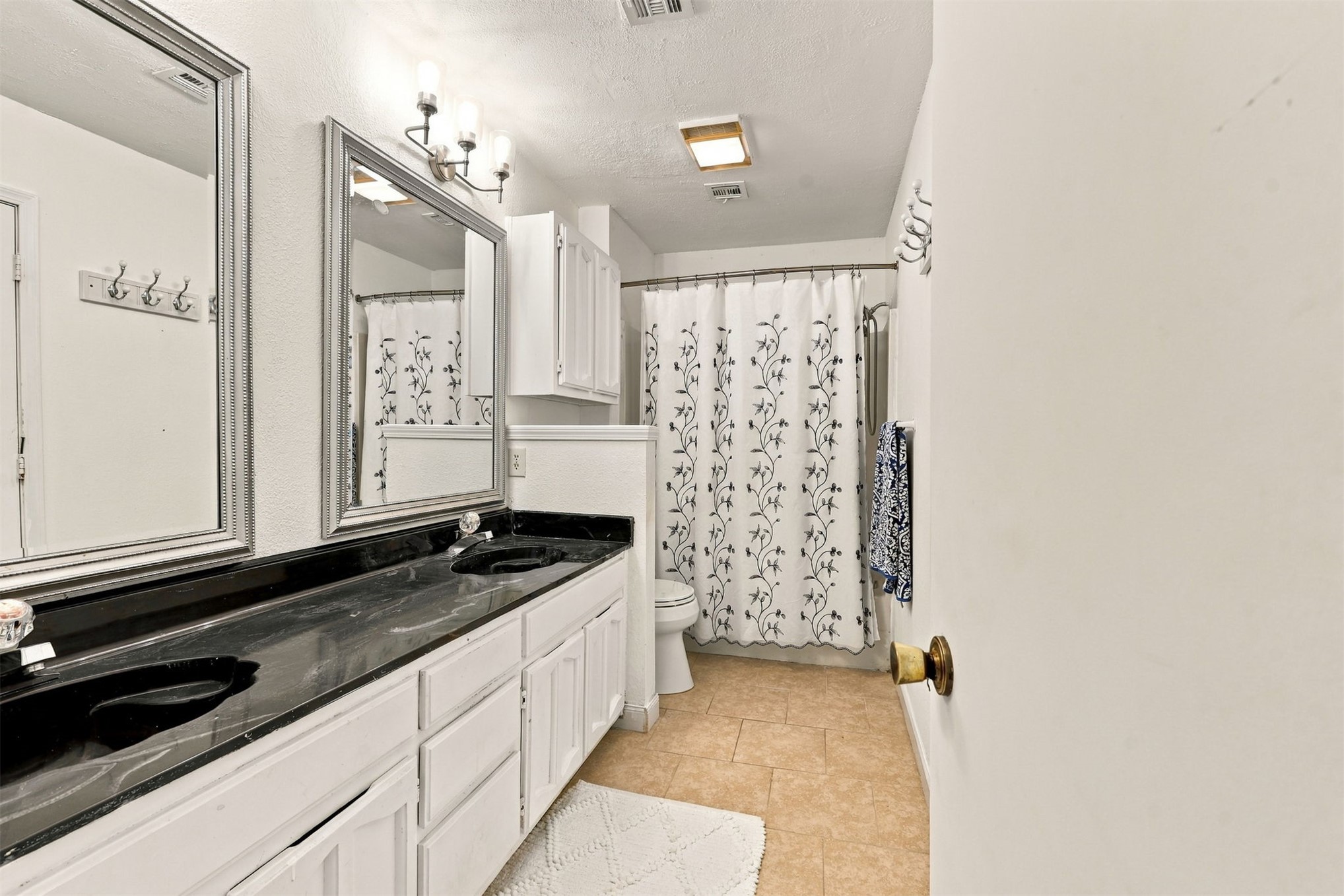 4441 W Queens Street N Broken Arrow OK 74012