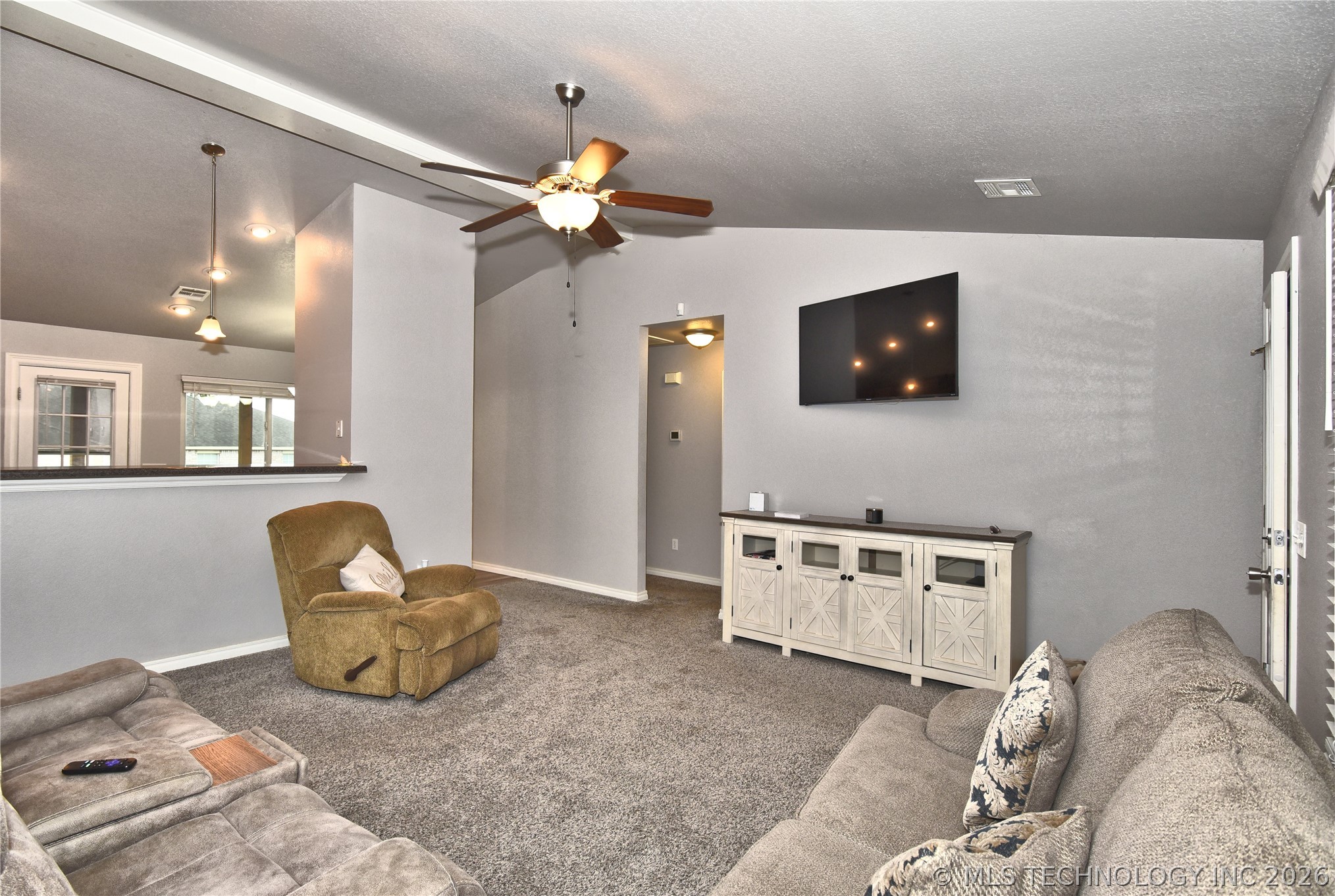 621 S Creek Street Skiatook OK 74070