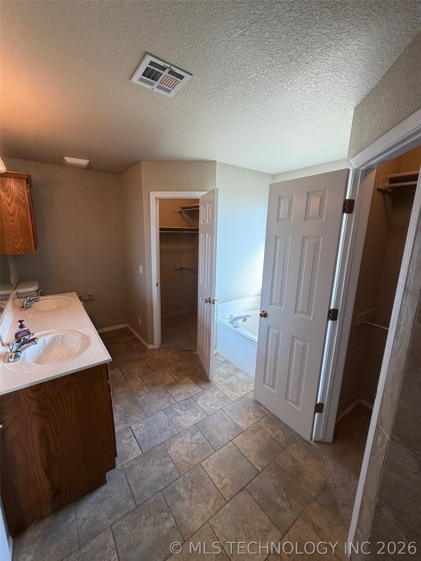 8313 E Lansing Avenue Broken Arrow OK 74014