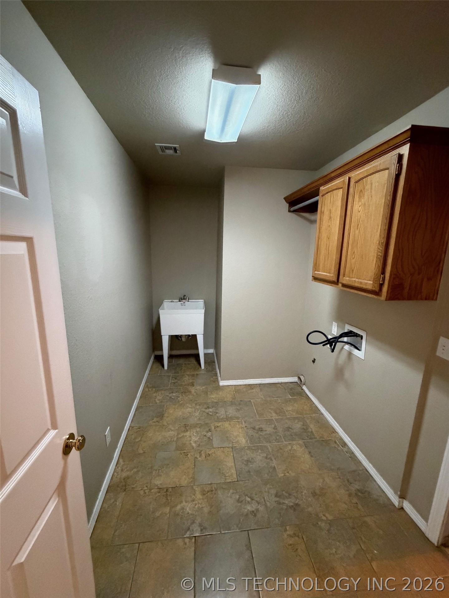 8313 E Lansing Avenue Broken Arrow OK 74014