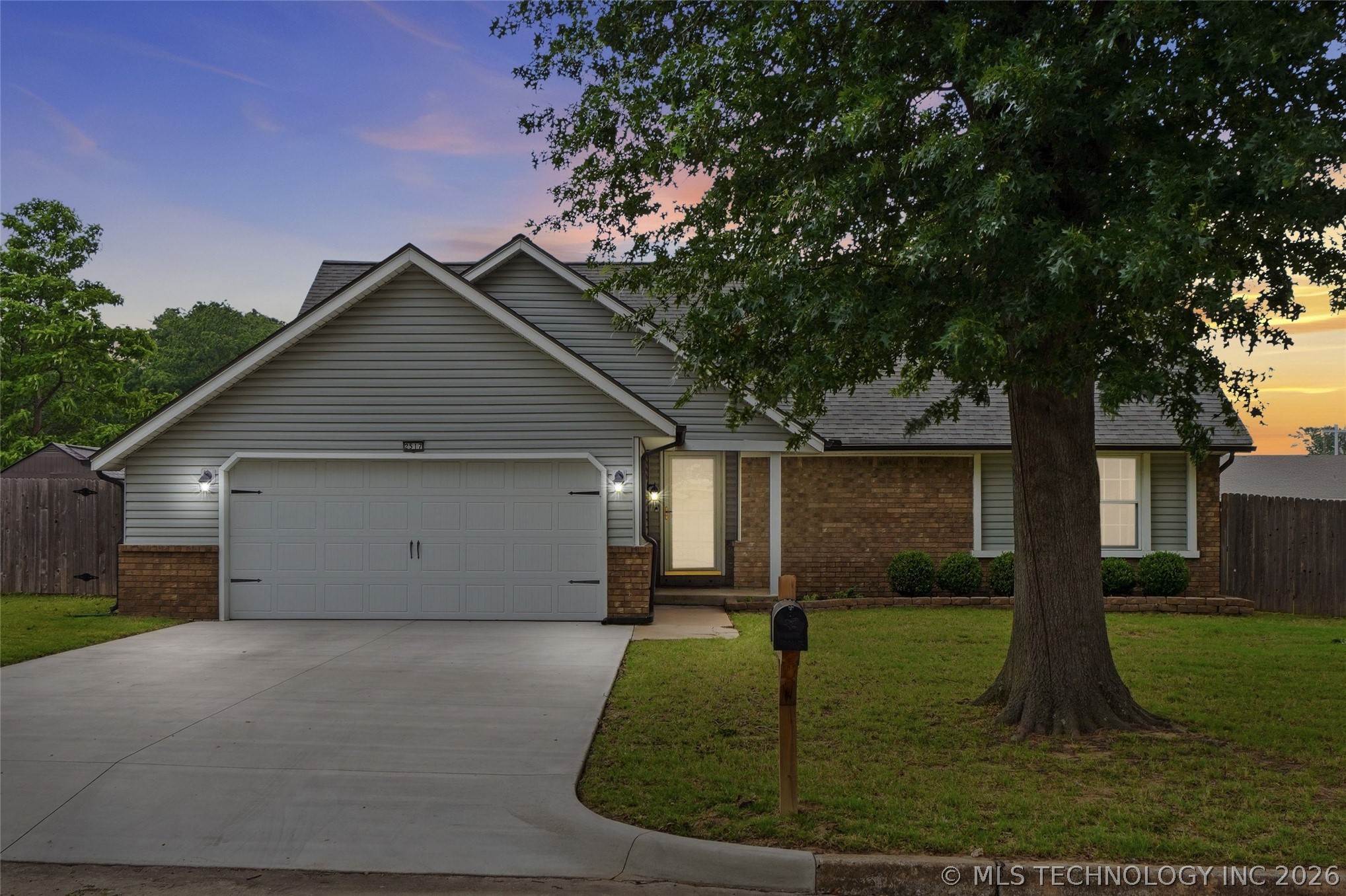 2517 S Hickory Avenue Broken Arrow OK 74012
