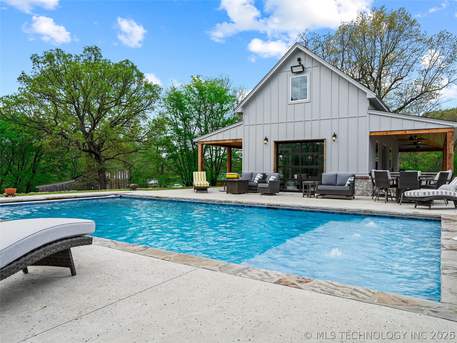 33021 S 625 Road Grove OK 74344