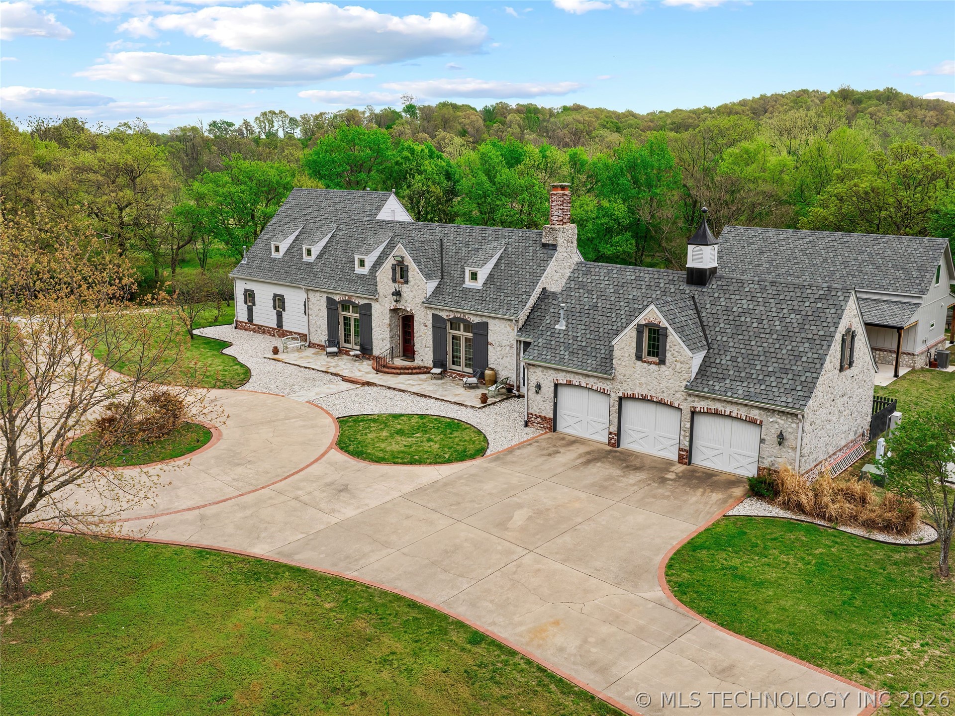 33021 S 625 Road Grove OK 74344