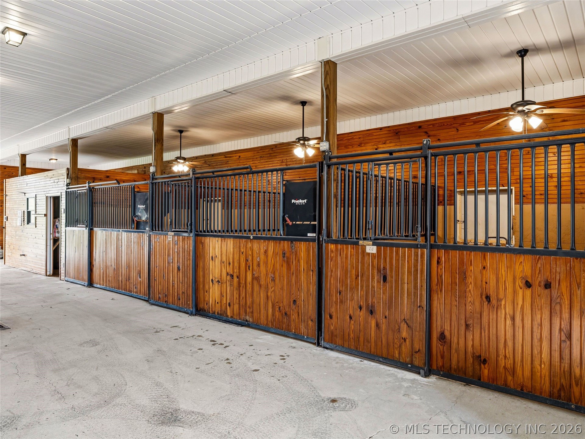 33021 S 625 Road Grove OK 74344