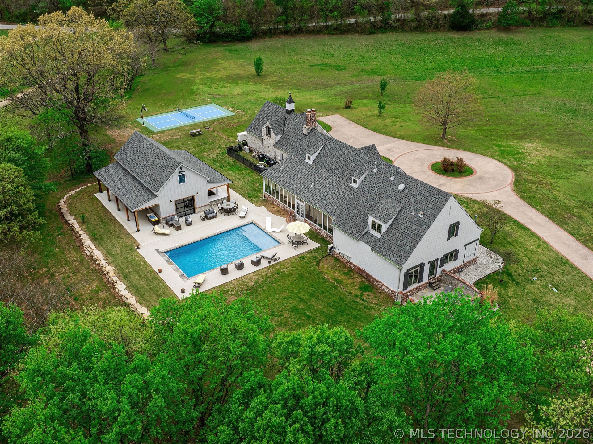 33021 S 625 Road Grove OK 74344
