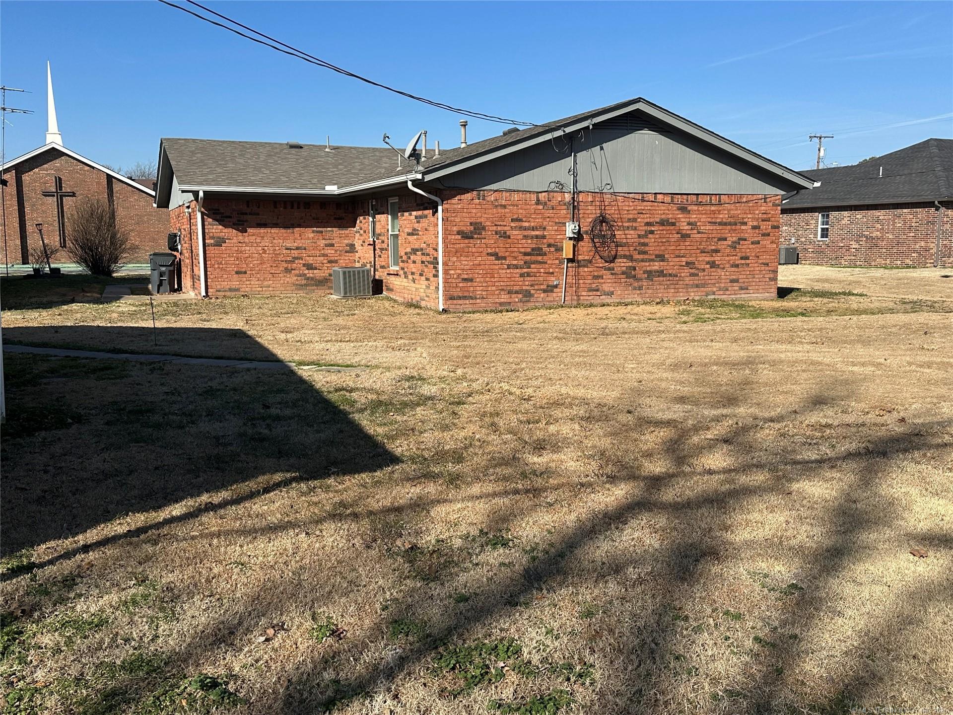 507 S 2nd Street Morris OK 74445