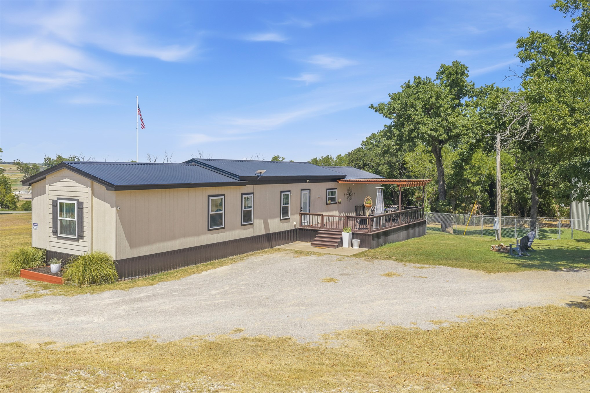 1418 First Street Velma OK 73491
