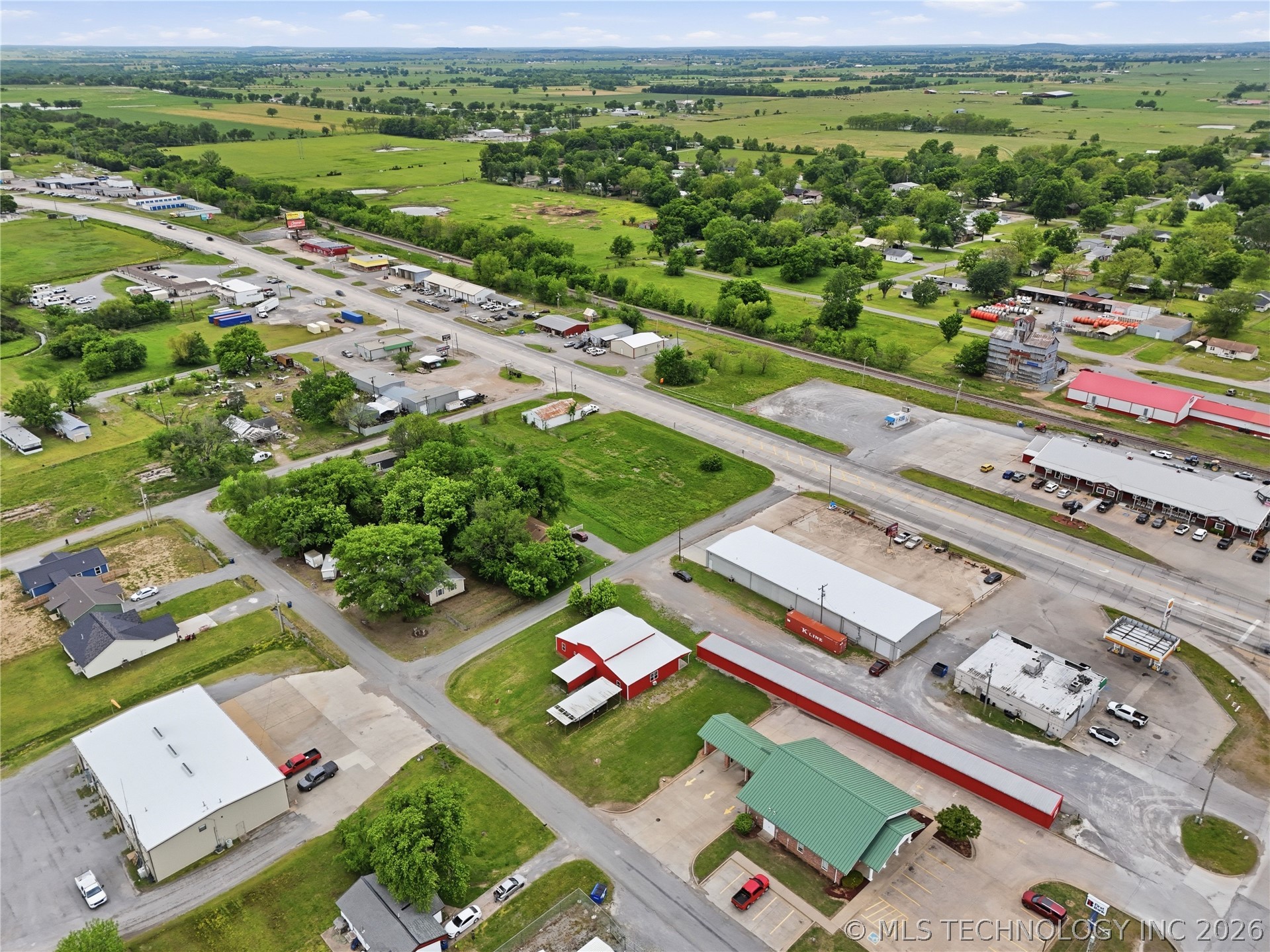 113 S Wilder Chouteau OK 74337
