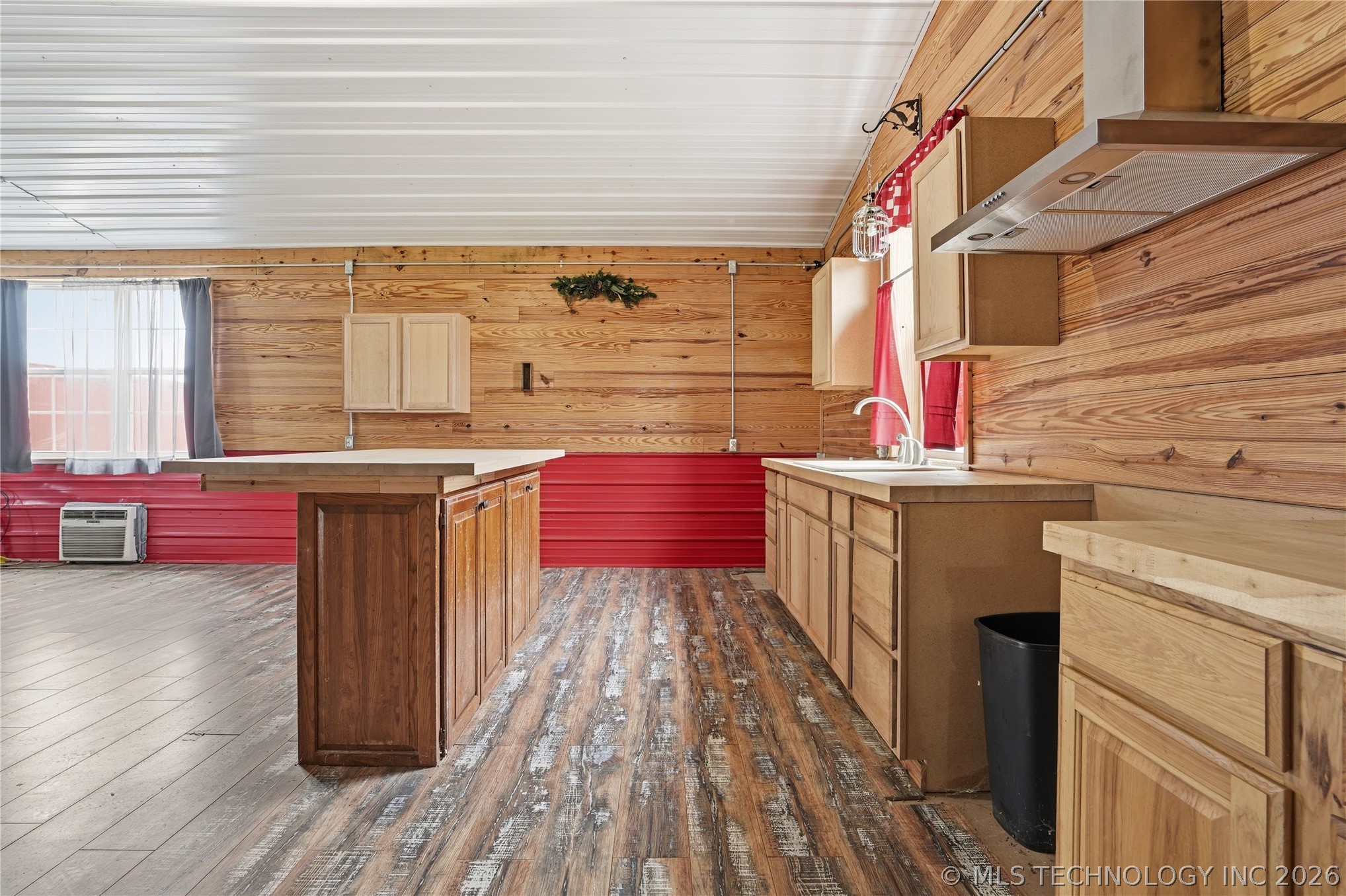113 S Wilder Chouteau OK 74337