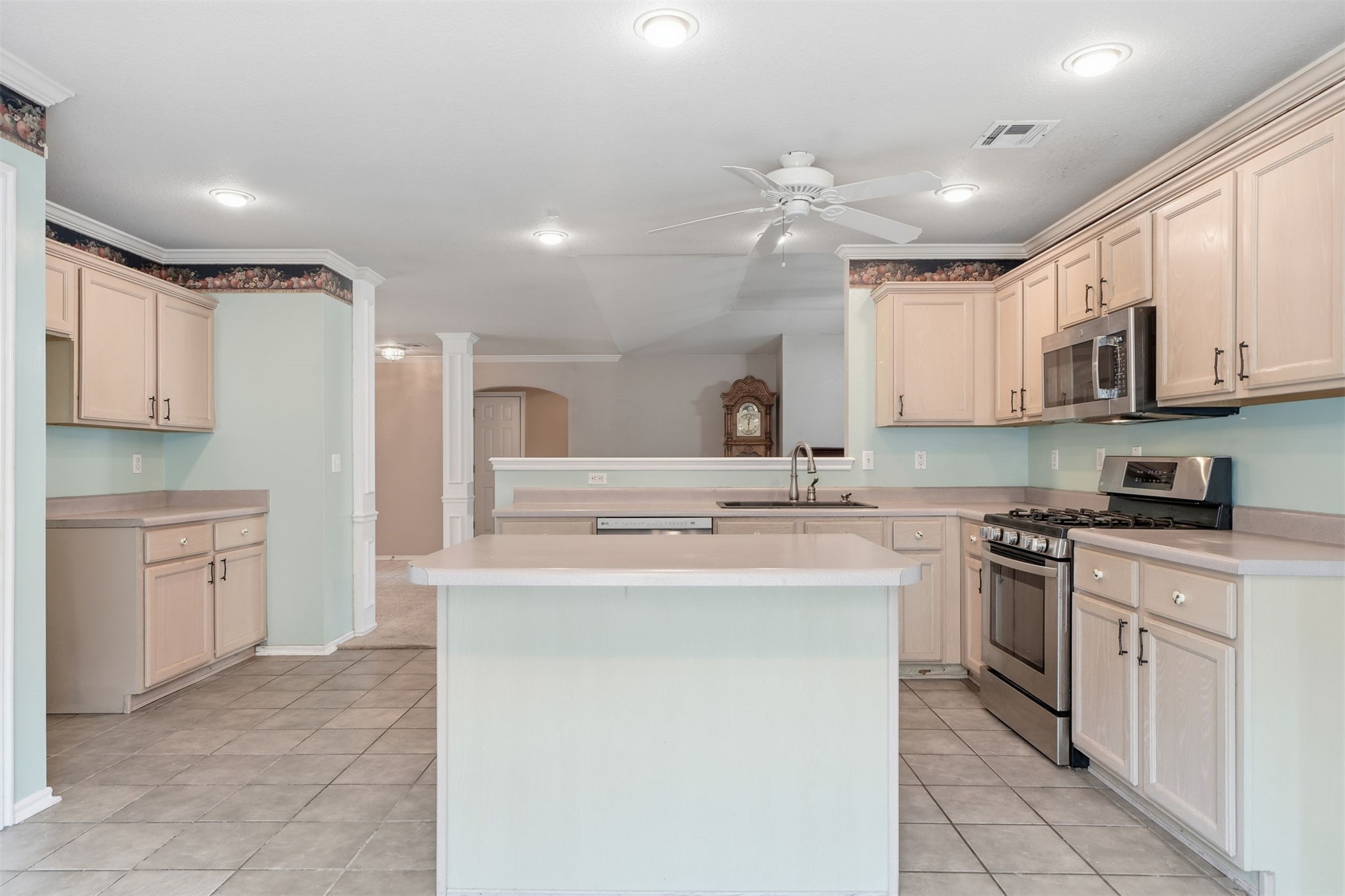 3125 N 2nd Street Broken Arrow OK 74012
