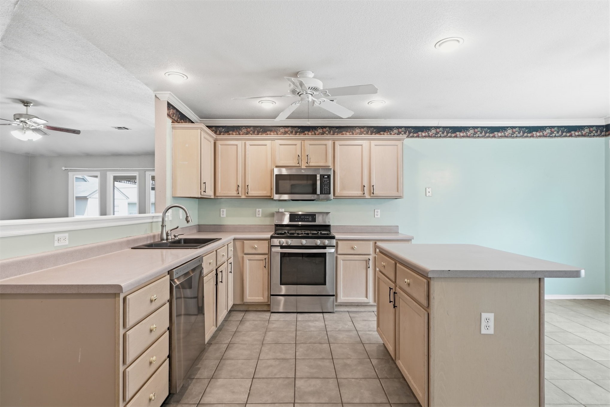 3125 N 2nd Street Broken Arrow OK 74012