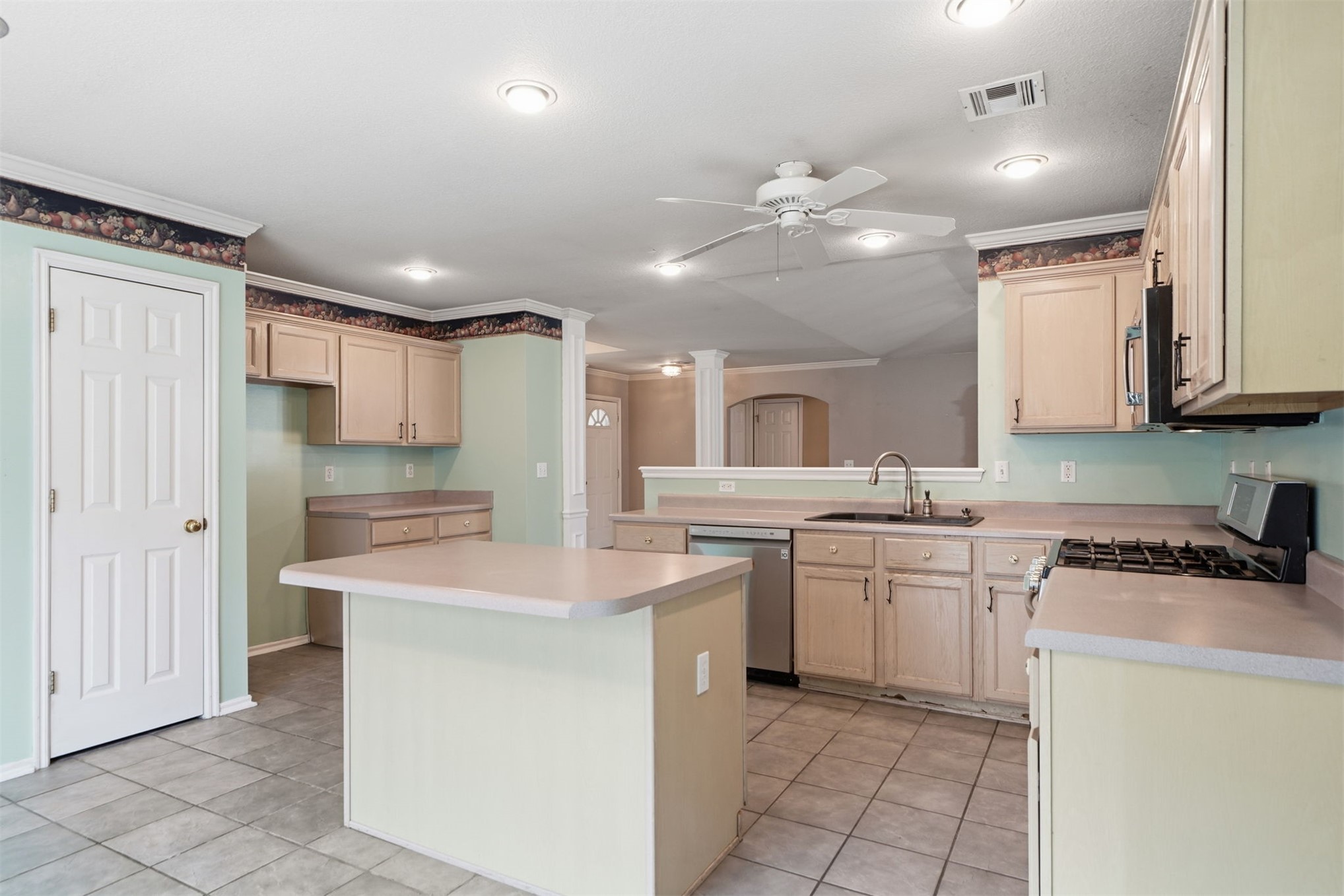 3125 N 2nd Street Broken Arrow OK 74012
