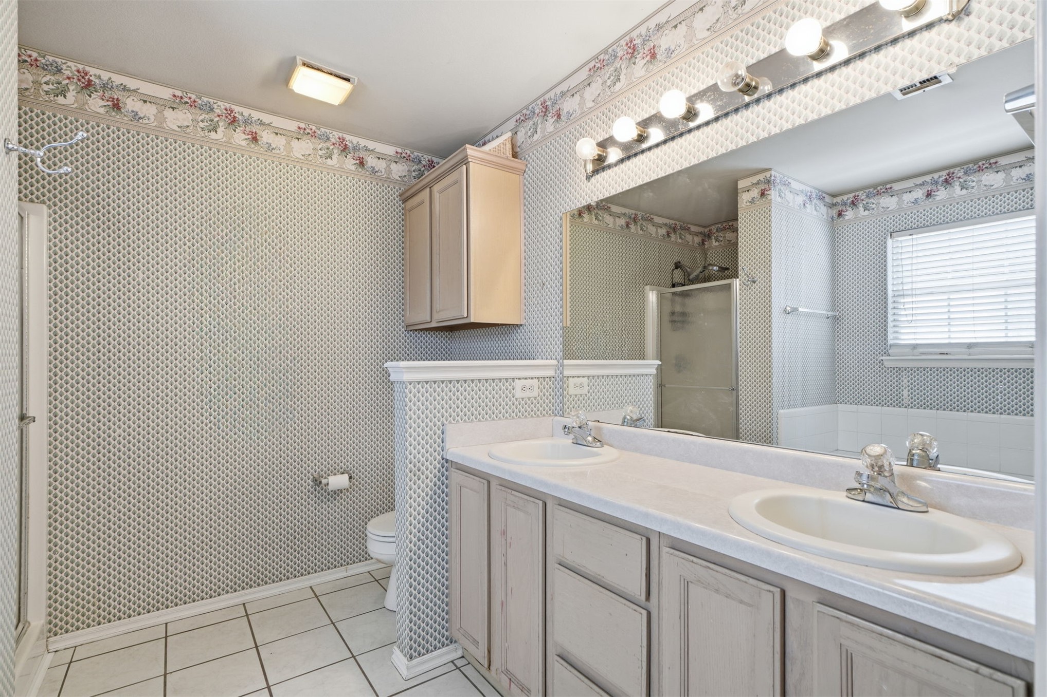 3125 N 2nd Street Broken Arrow OK 74012