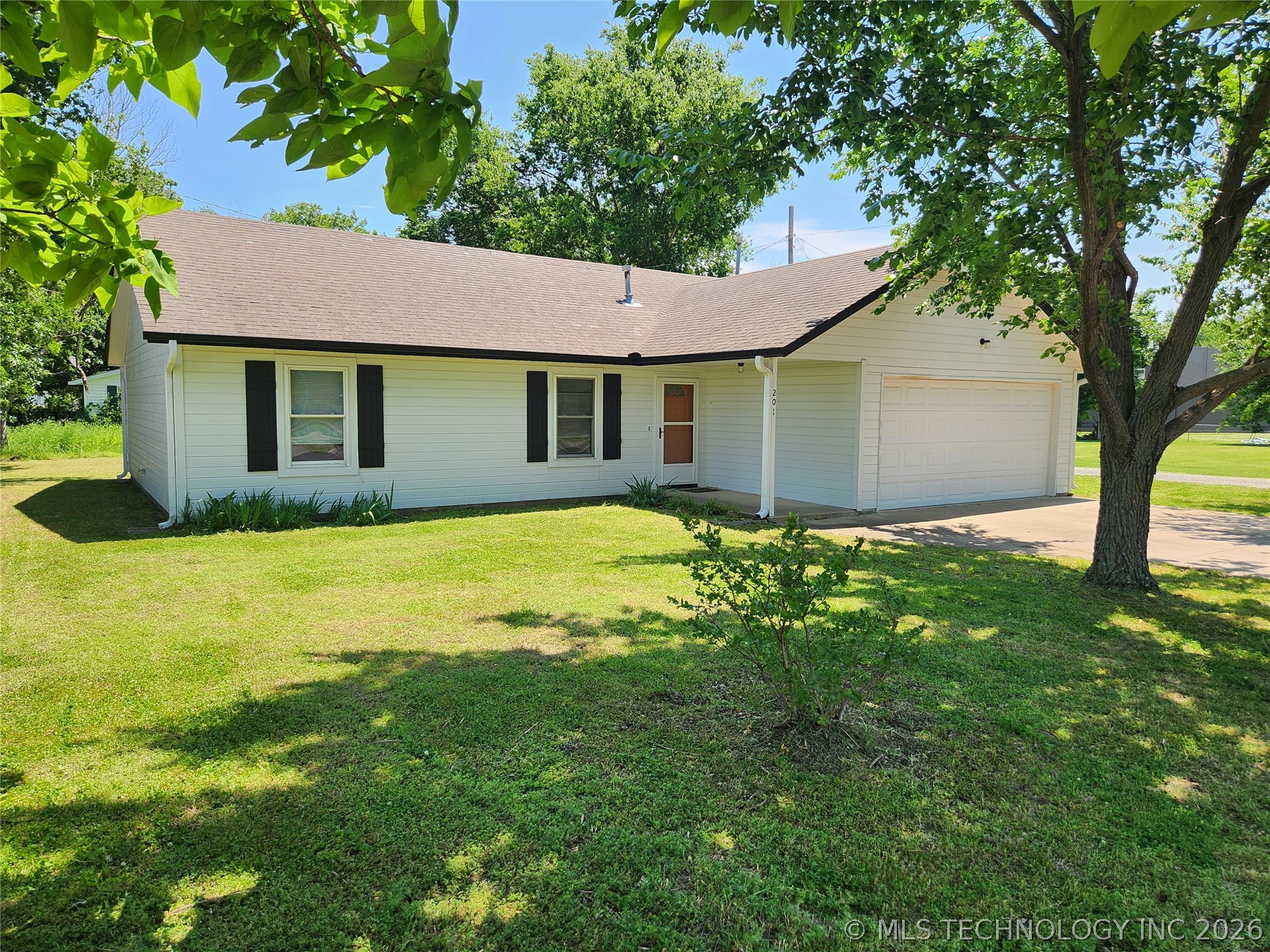 201 N 4th Street Sperry OK 74073