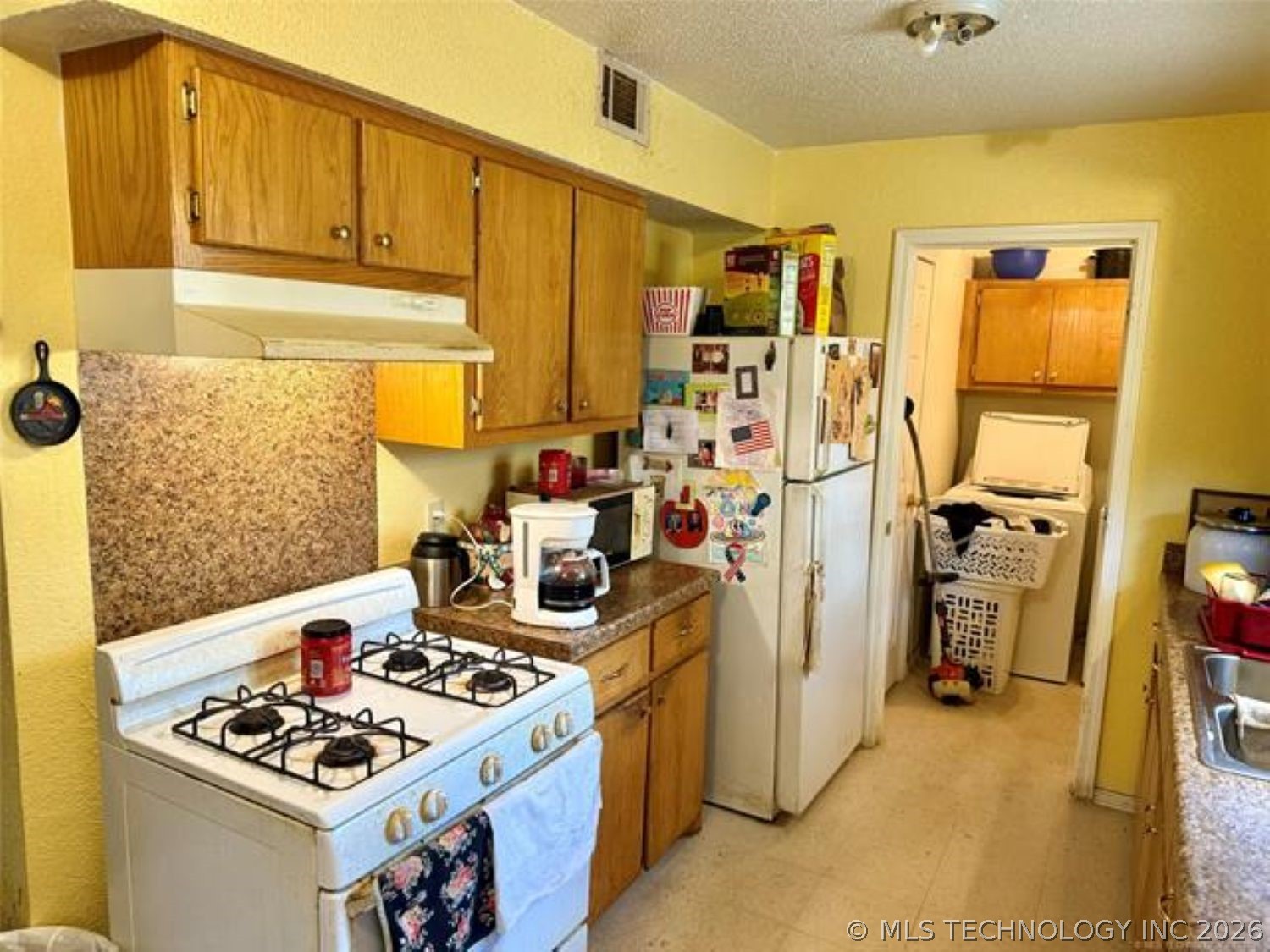 815 E Tutt Street Henryetta OK 74437