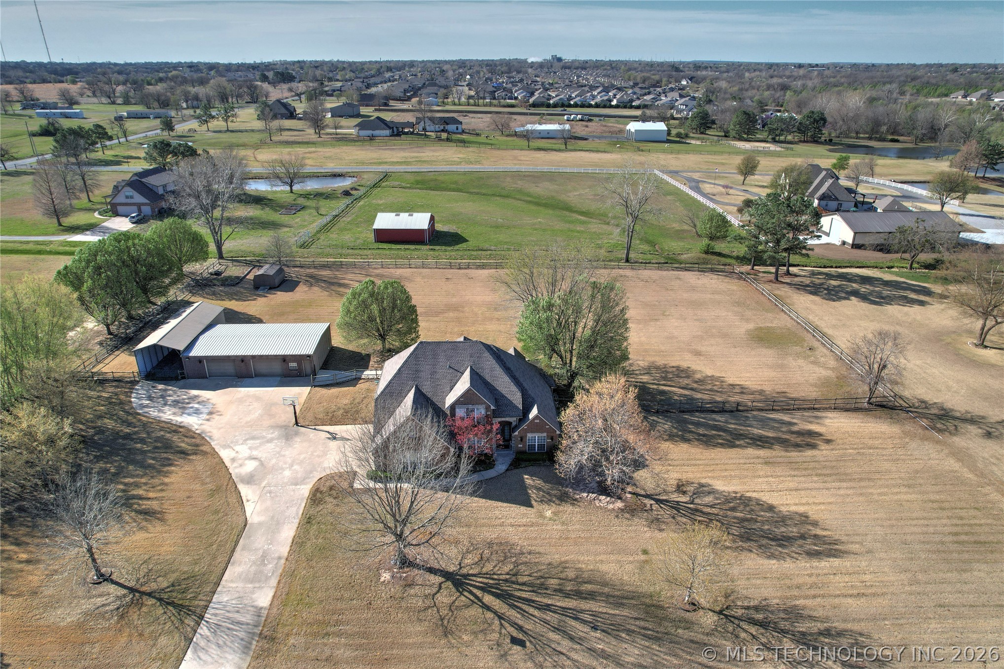 8320 S 257th East Avenue Broken Arrow OK 74014