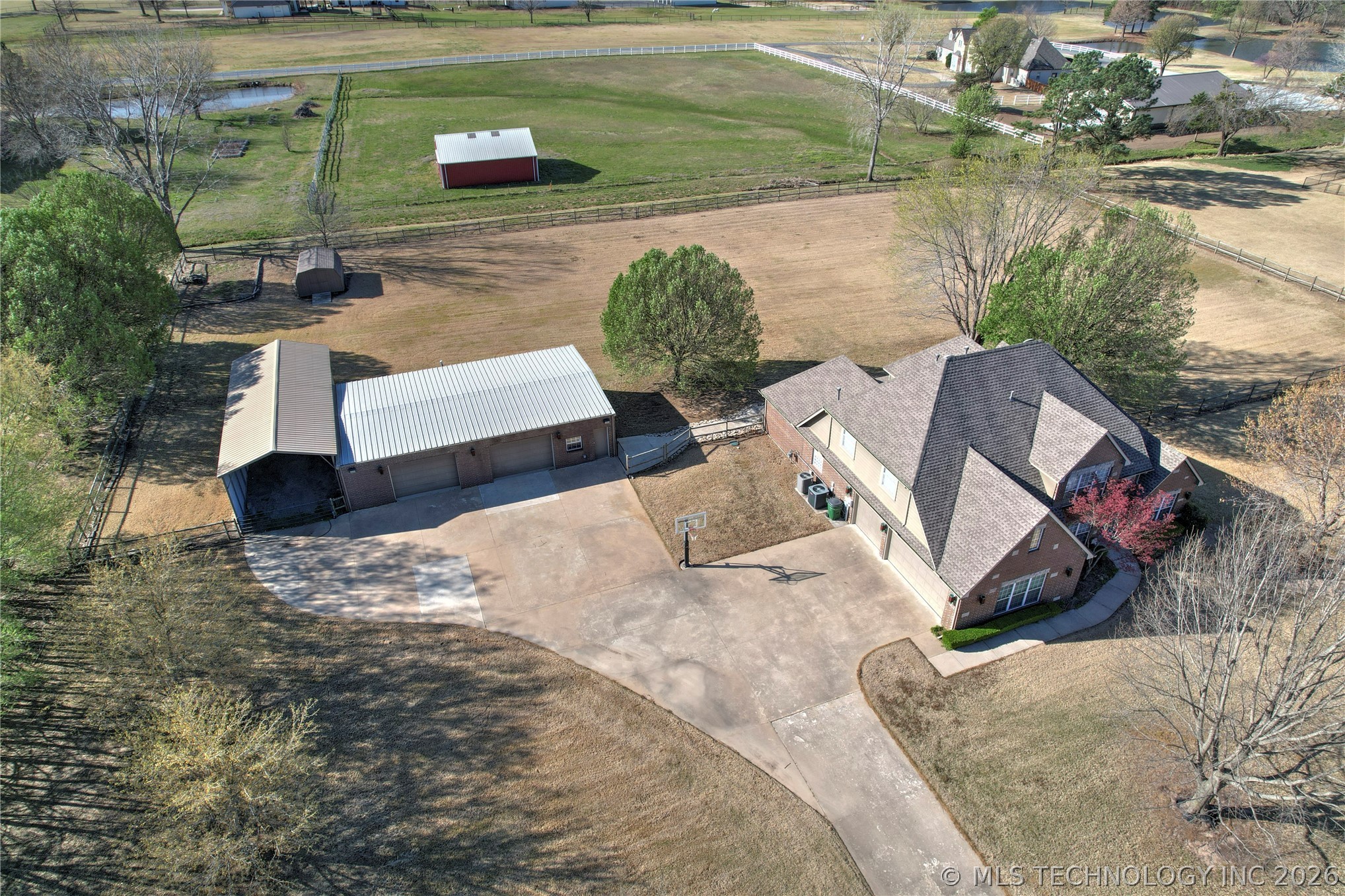 8320 S 257th East Avenue Broken Arrow OK 74014
