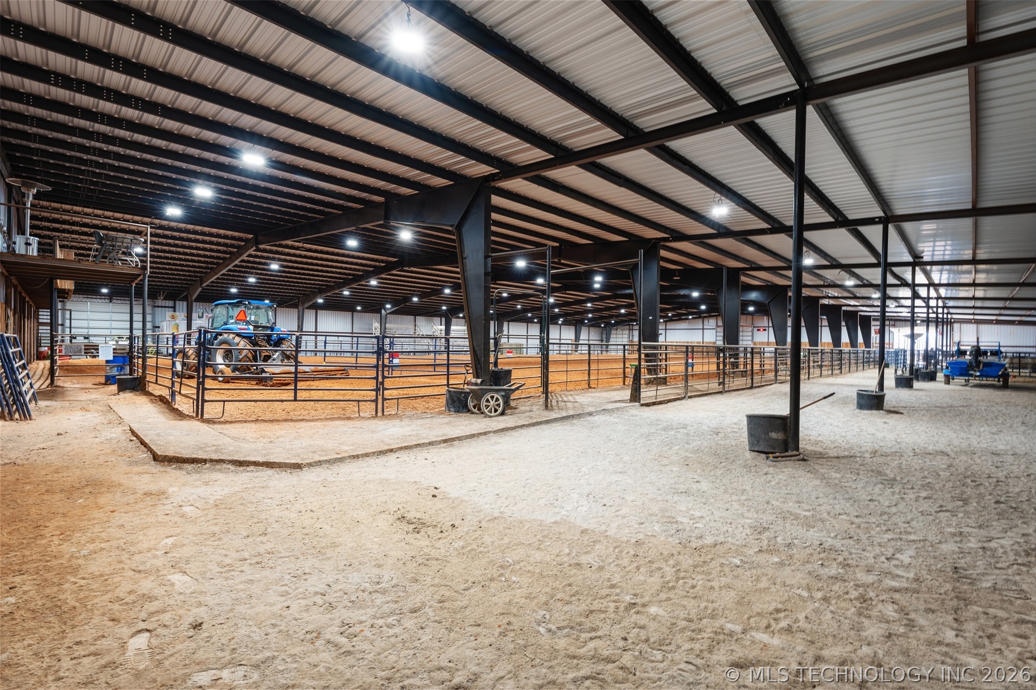 13354 E 520 Road Colcord OK 74338