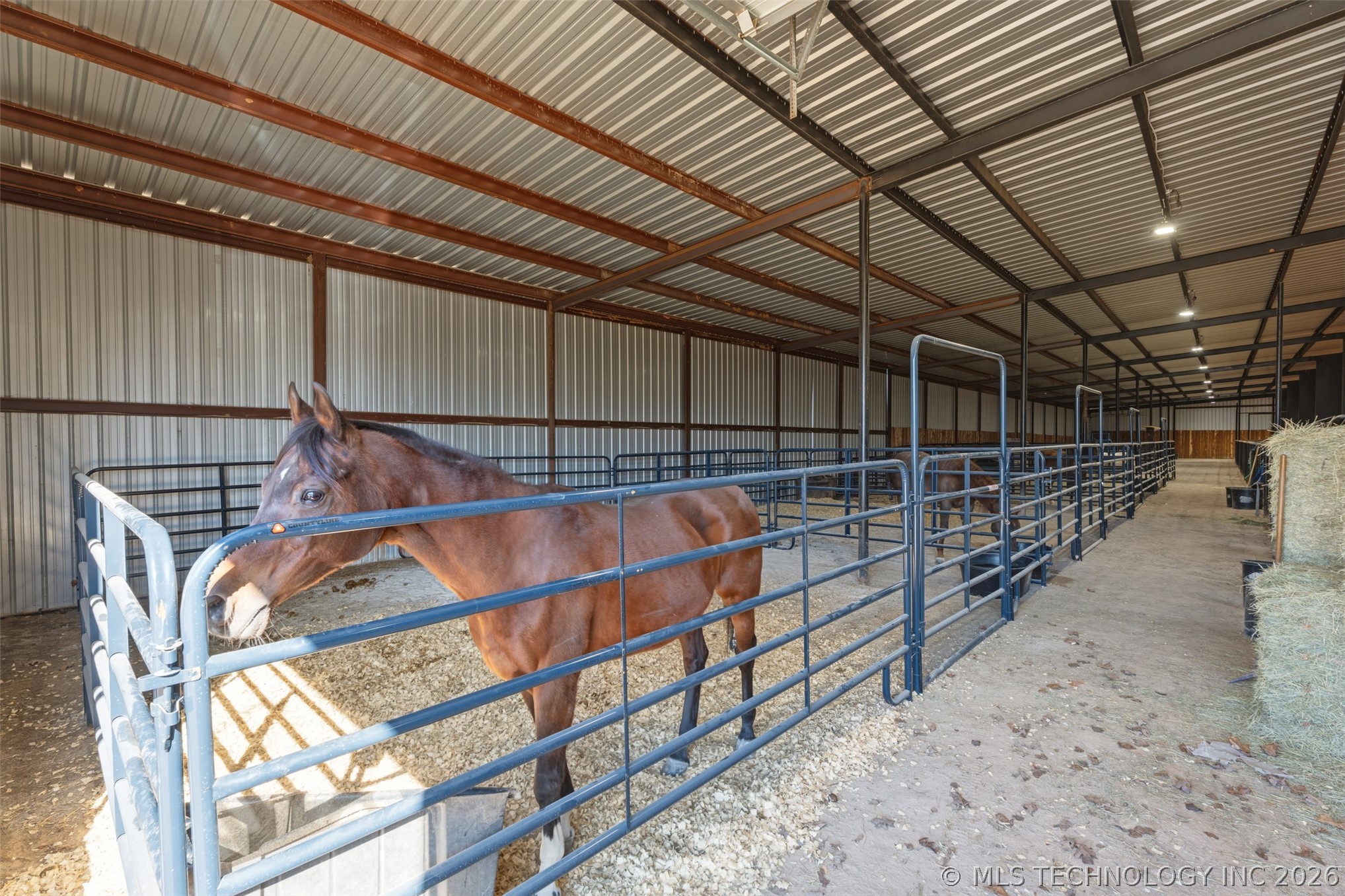 13354 E 520 Road Colcord OK 74338