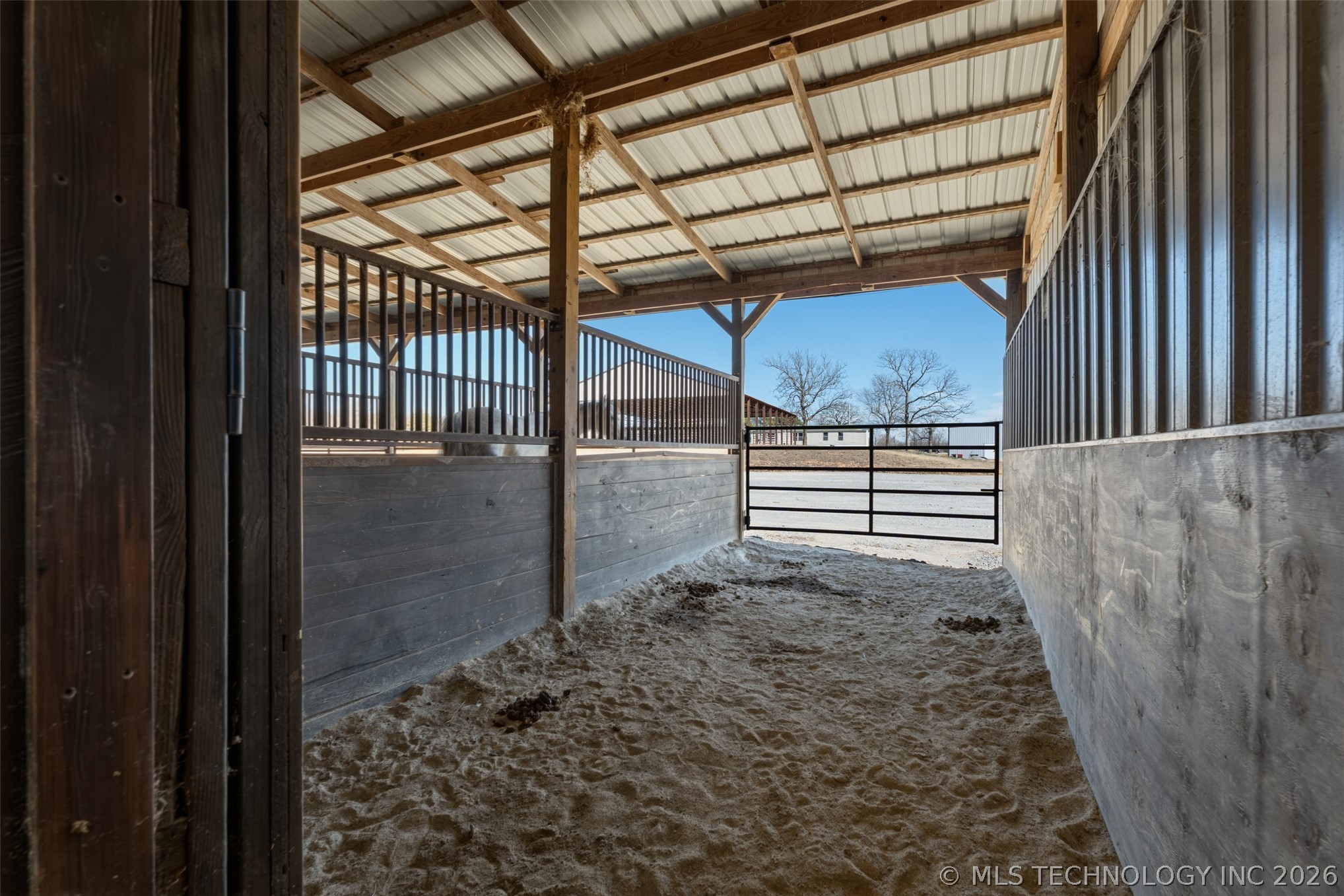 13354 E 520 Road Colcord OK 74338