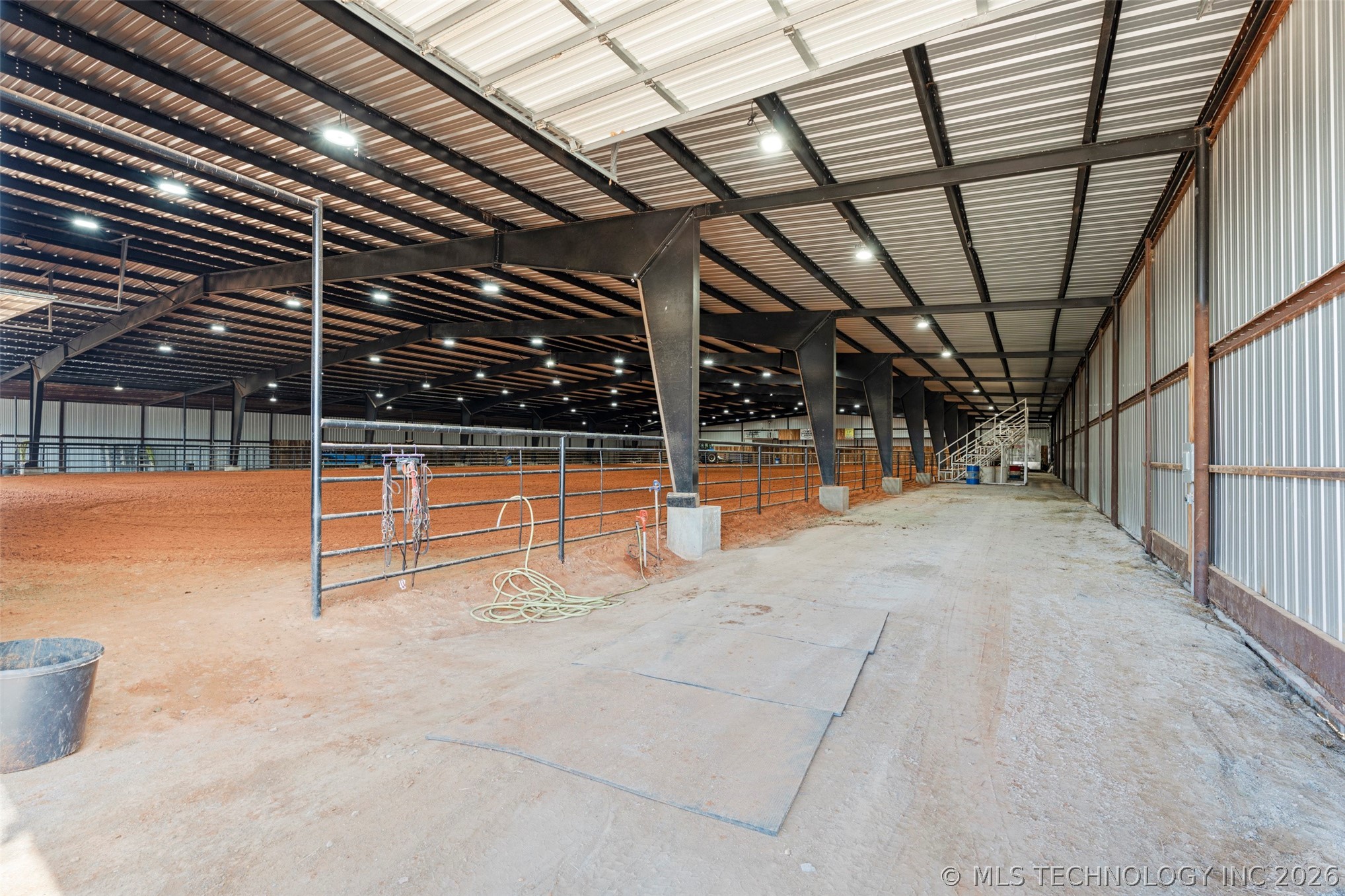 13354 E 520 Road Colcord OK 74338