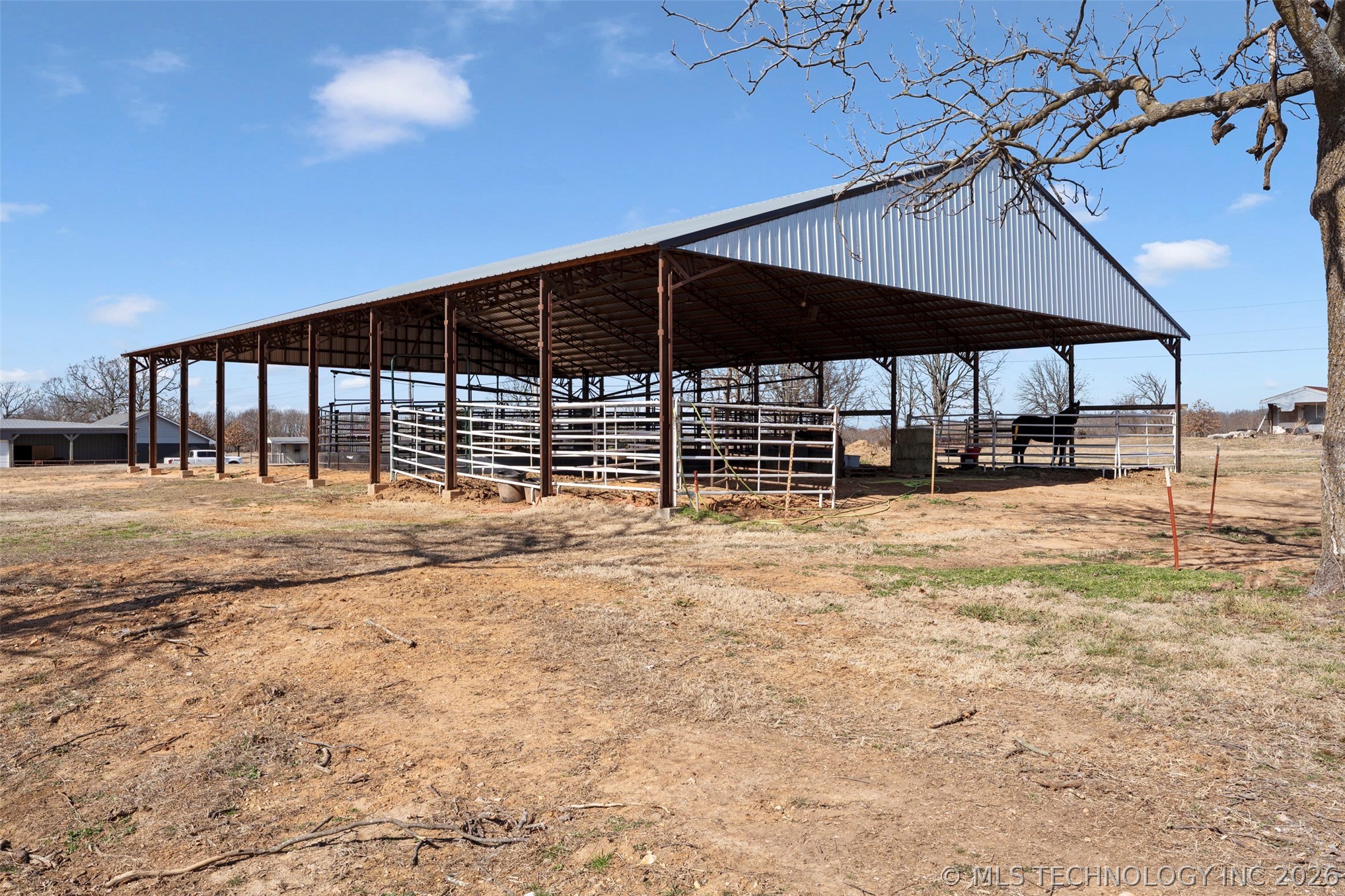 13354 E 520 Road Colcord OK 74338