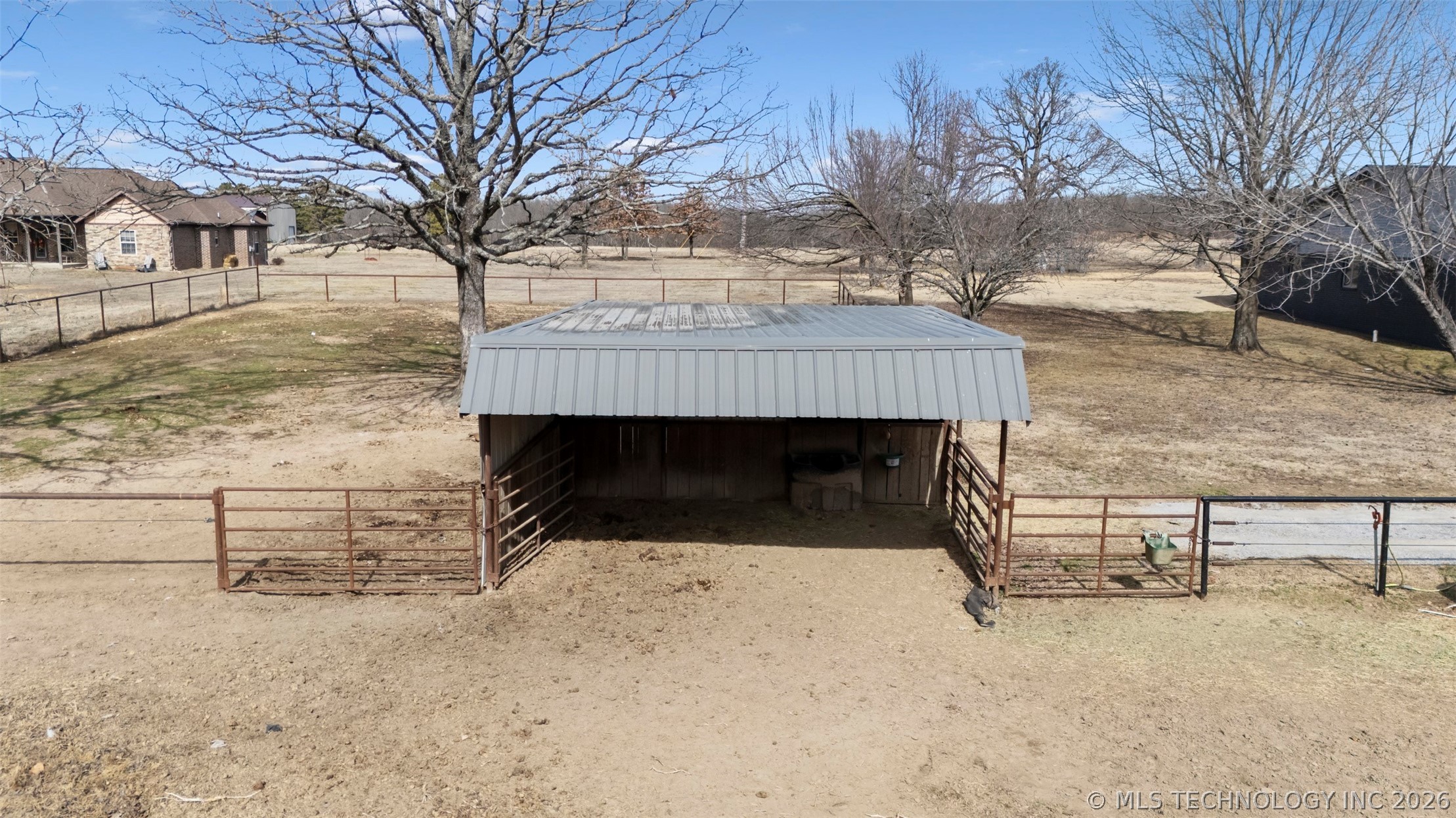 13354 E 520 Road Colcord OK 74338