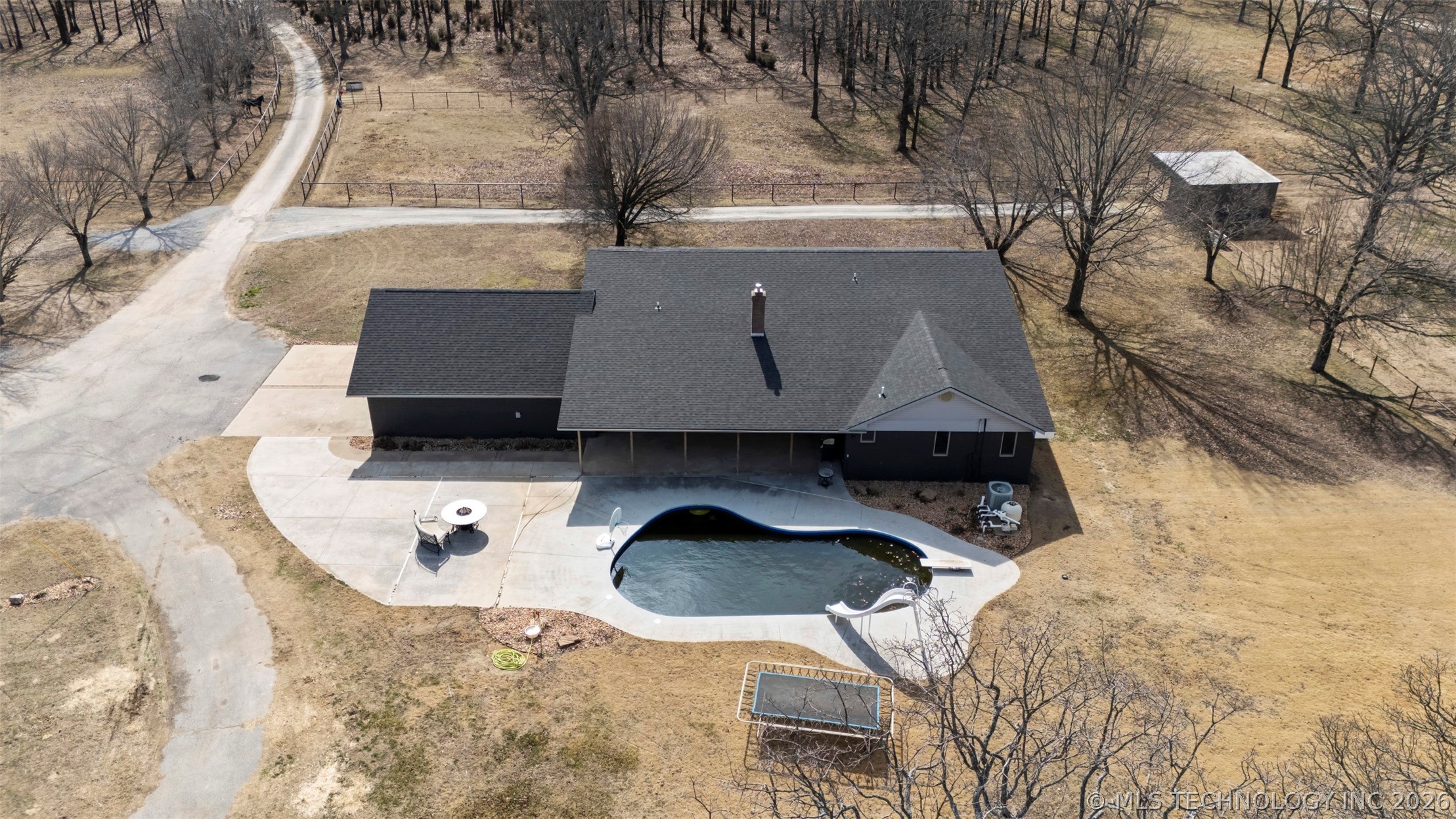 13354 E 520 Road Colcord OK 74338