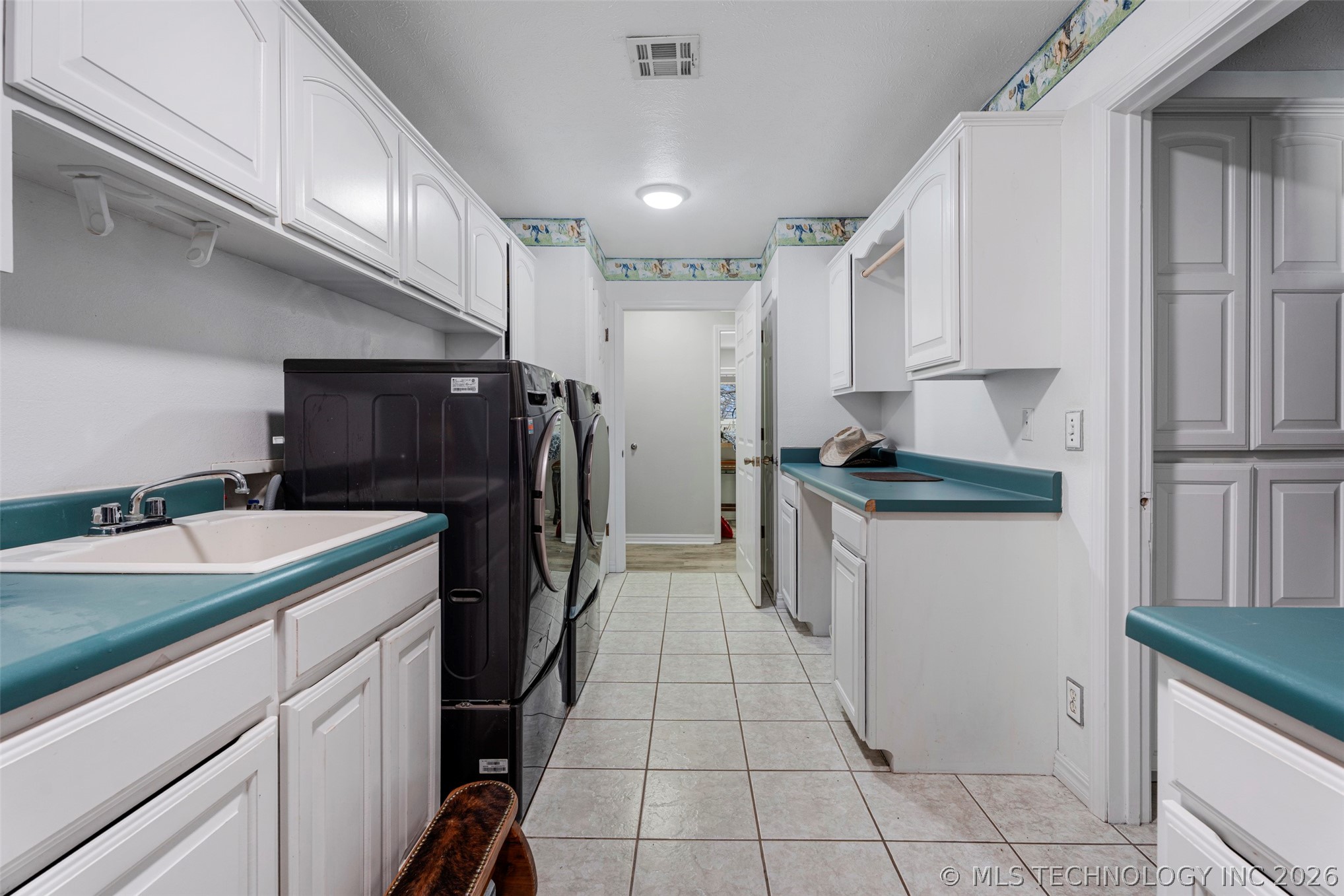 13354 E 520 Road Colcord OK 74338