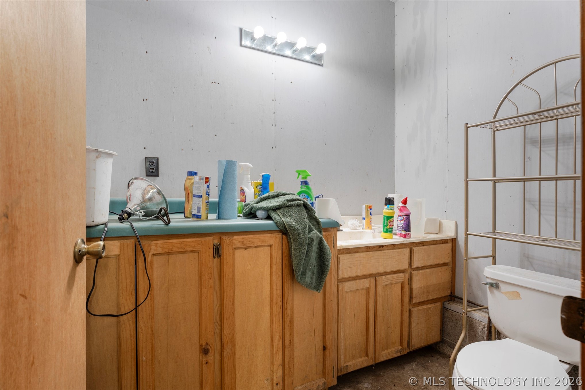 13354 E 520 Road Colcord OK 74338