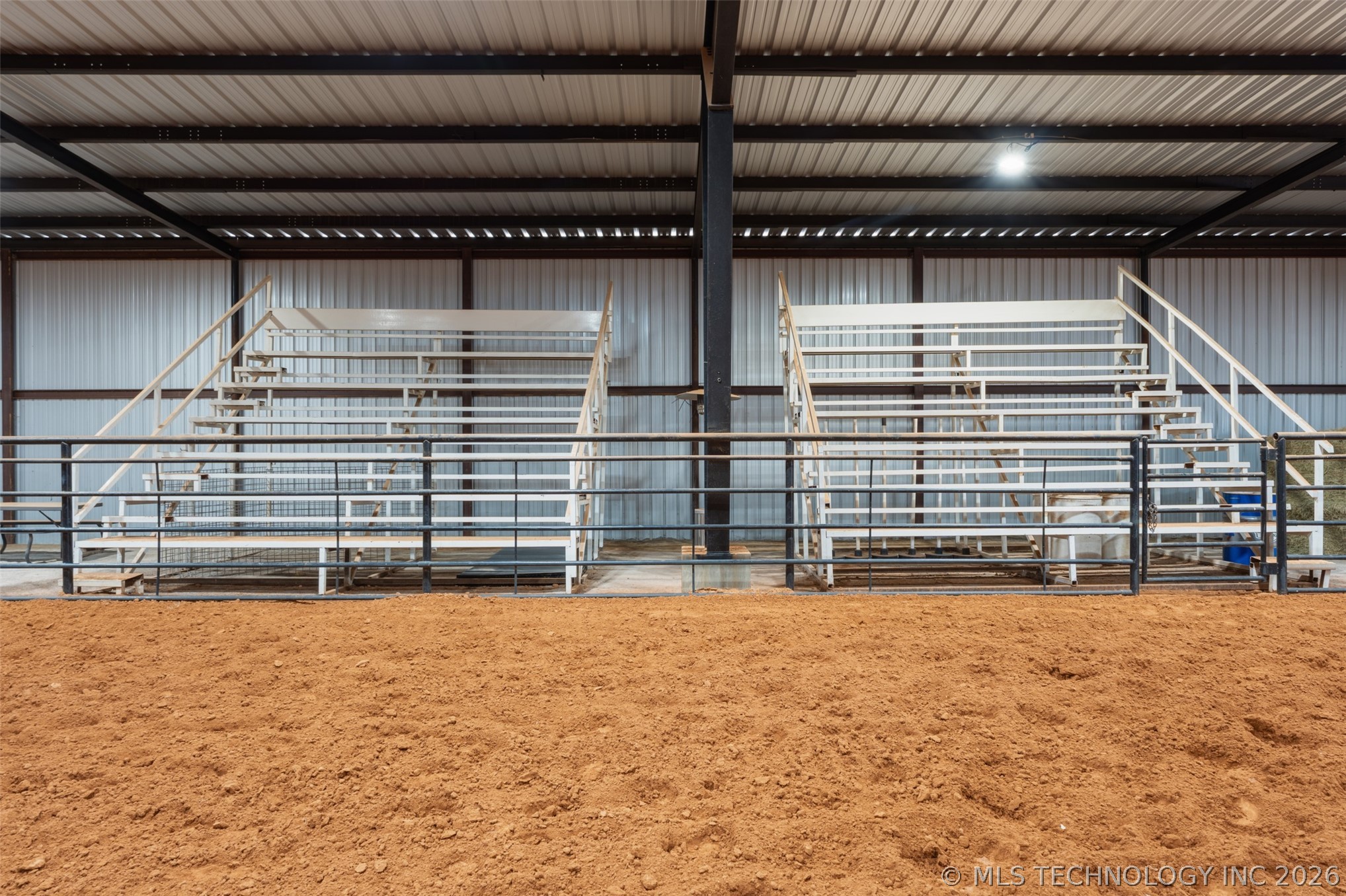 13354 E 520 Road Colcord OK 74338