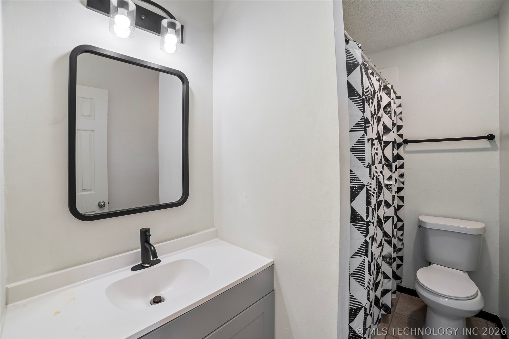 11863 E 62nd Street Broken Arrow OK 74012