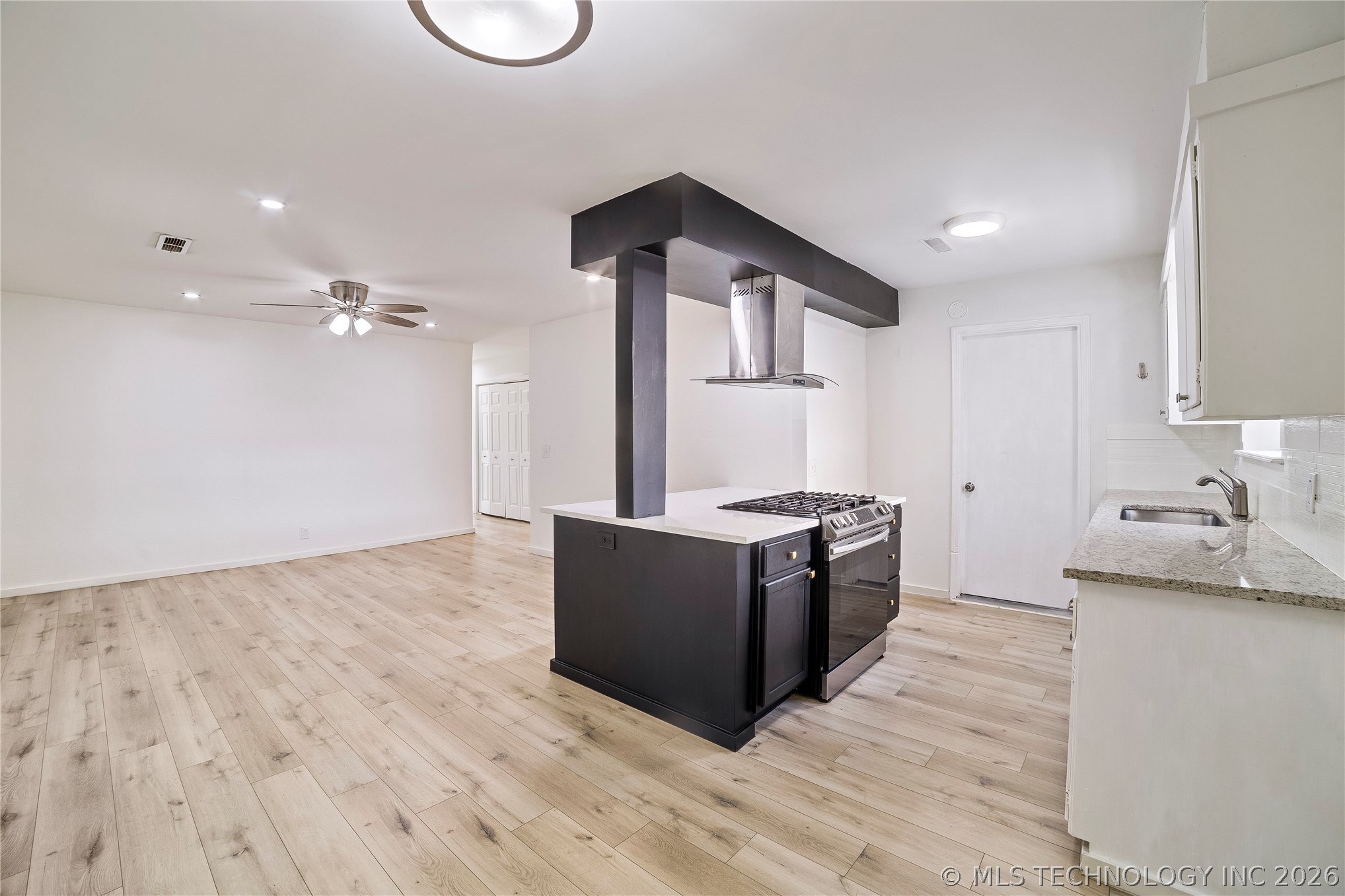 11863 E 62nd Street Broken Arrow OK 74012