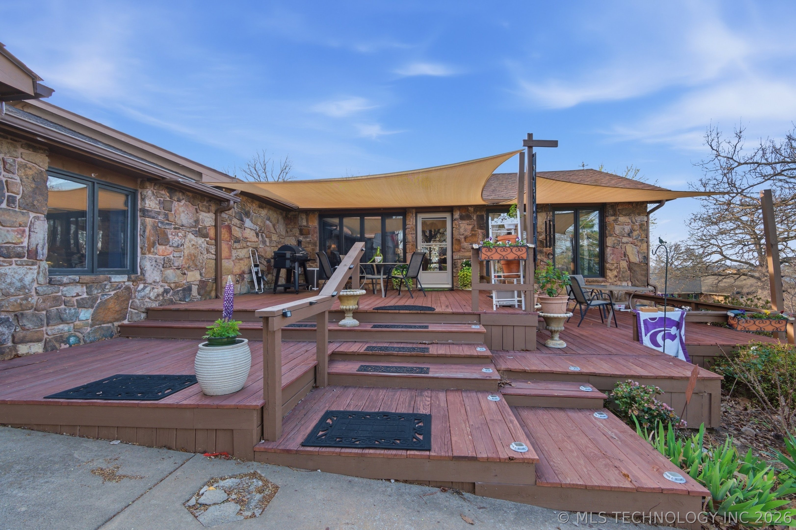 1504 Carey Drive Grove OK 74344