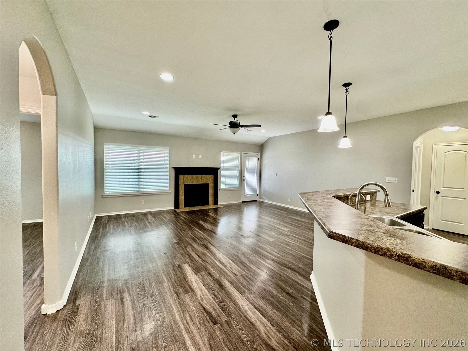 25251 E 89th Street S Broken Arrow OK 74014