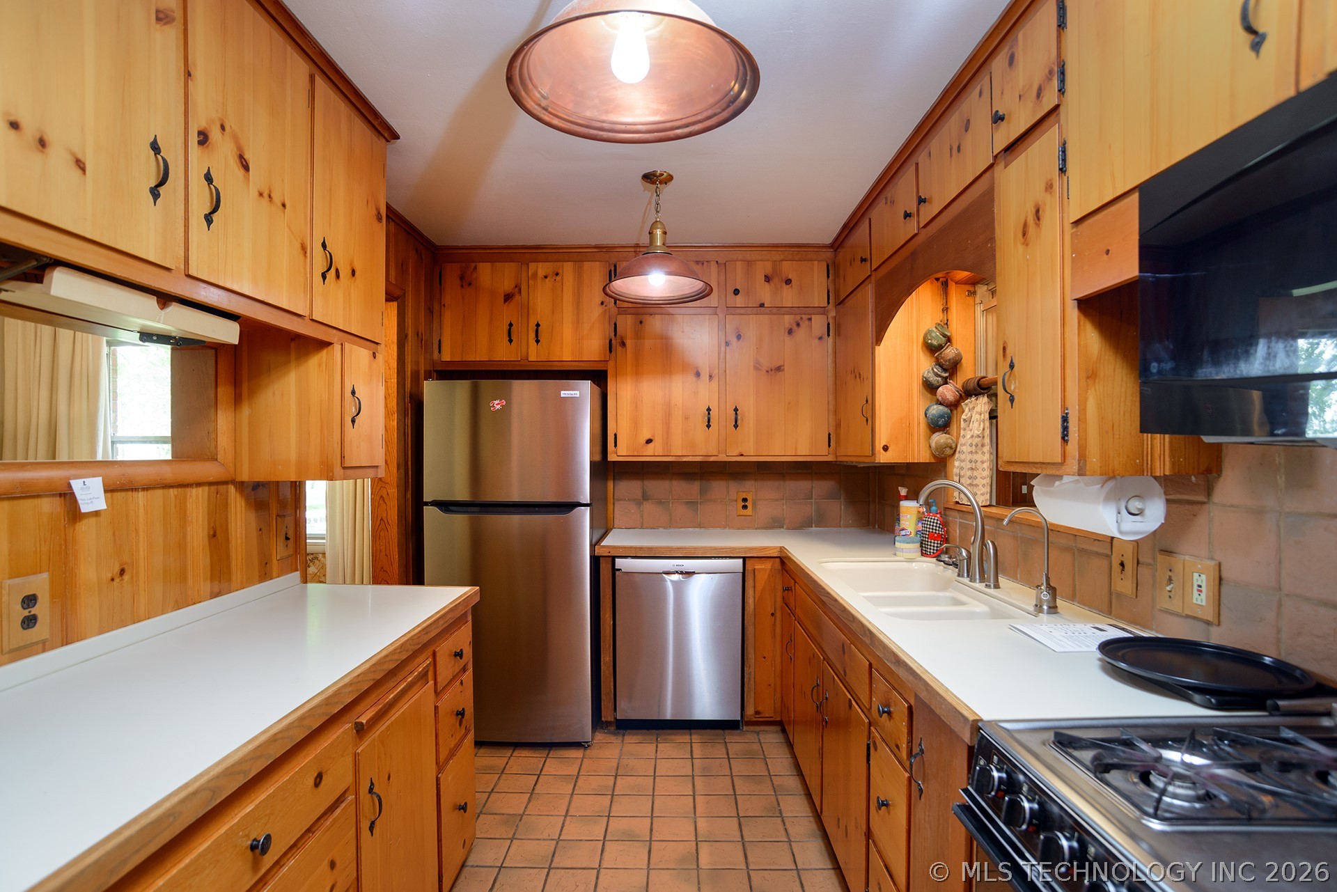 321 W Knipe Avenue Perkins OK 74059