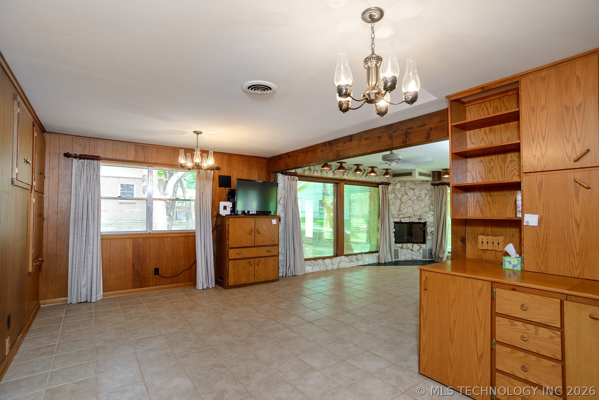 321 W Knipe Avenue Perkins OK 74059