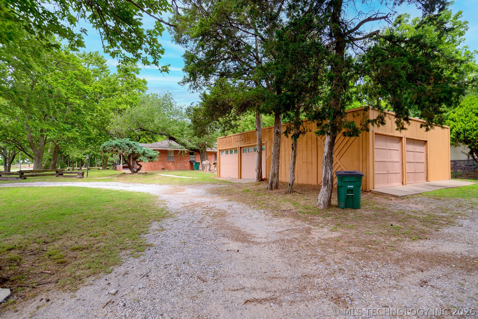 321 W Knipe Avenue Perkins OK 74059