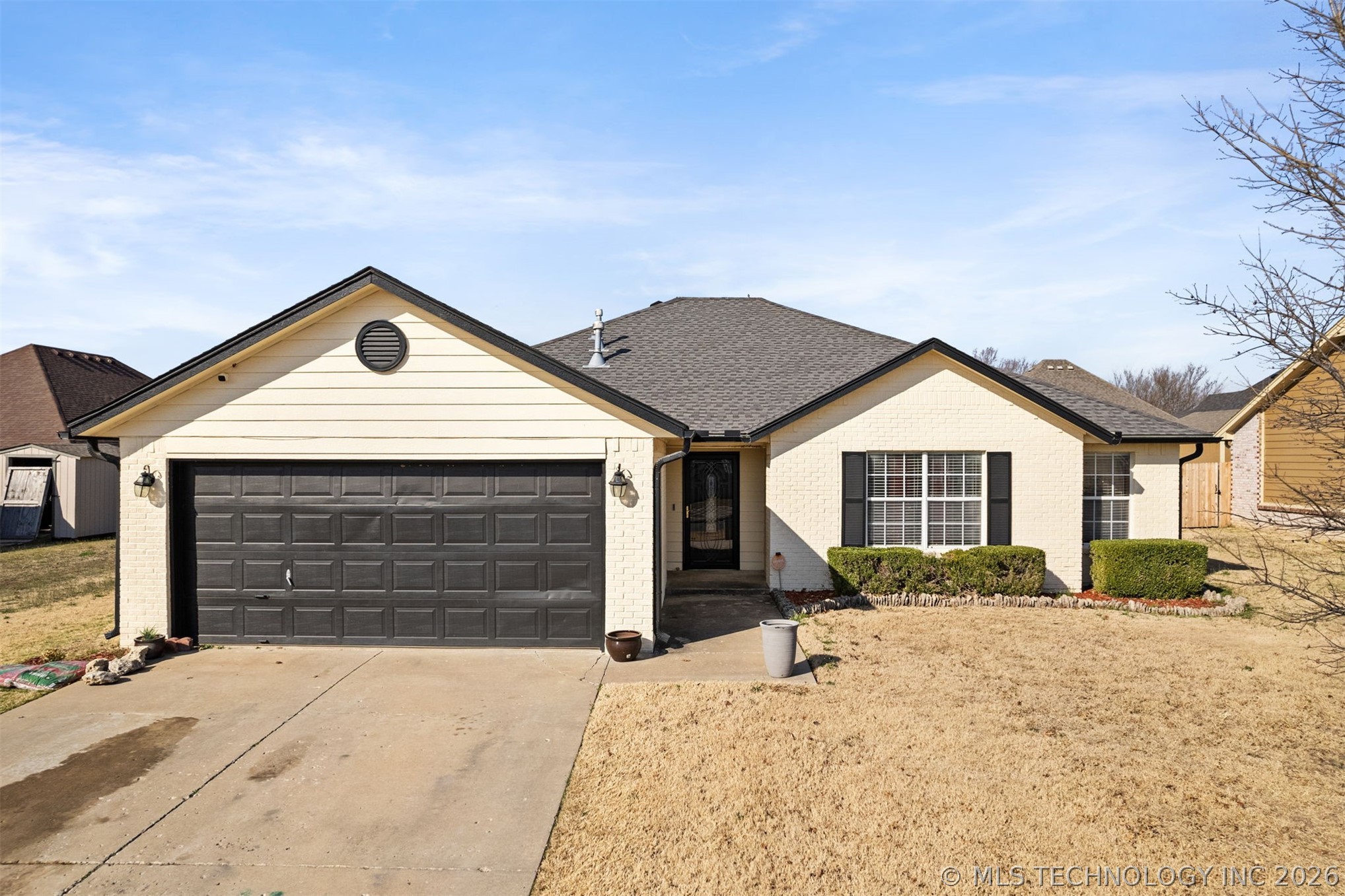 2114 S Javine Avenue Skiatook OK 74070