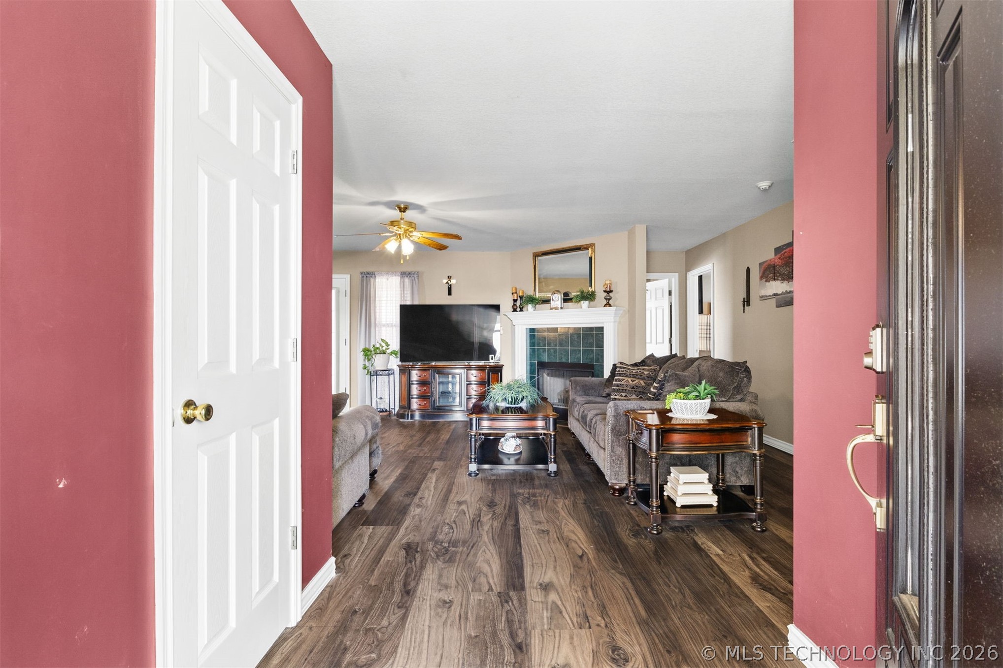 2114 S Javine Avenue Skiatook OK 74070