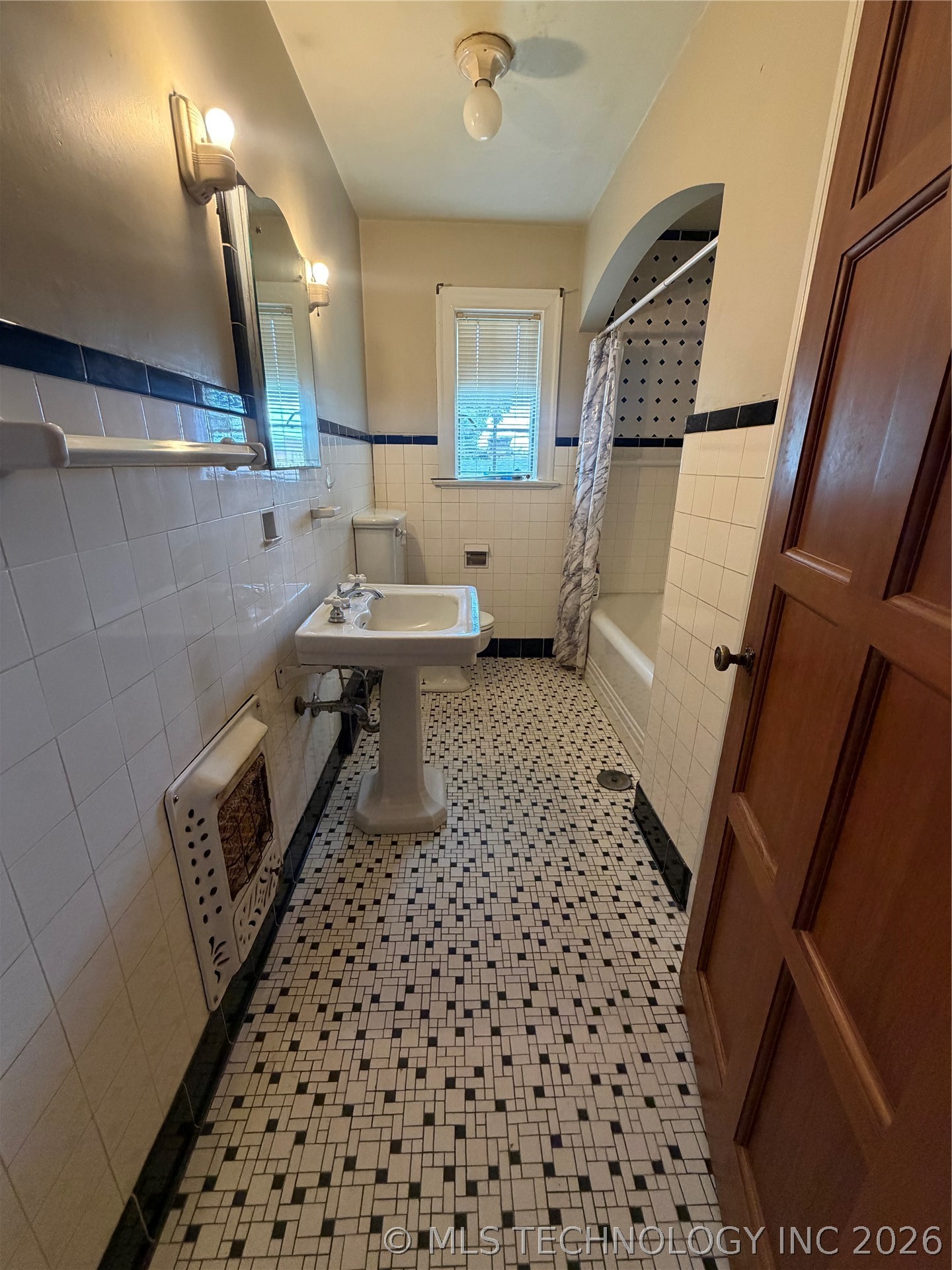211 S Price Avenue Hominy OK 74035
