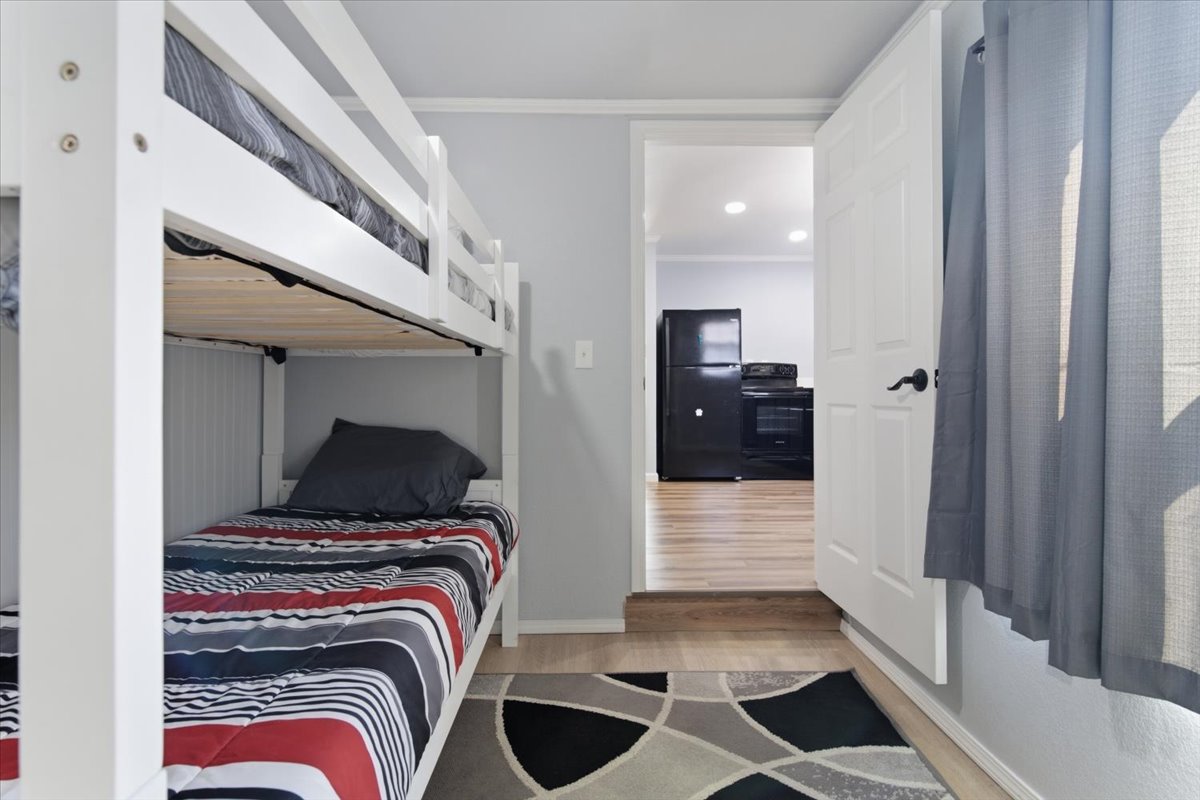 2205 E 5th Place Tulsa OK 74104