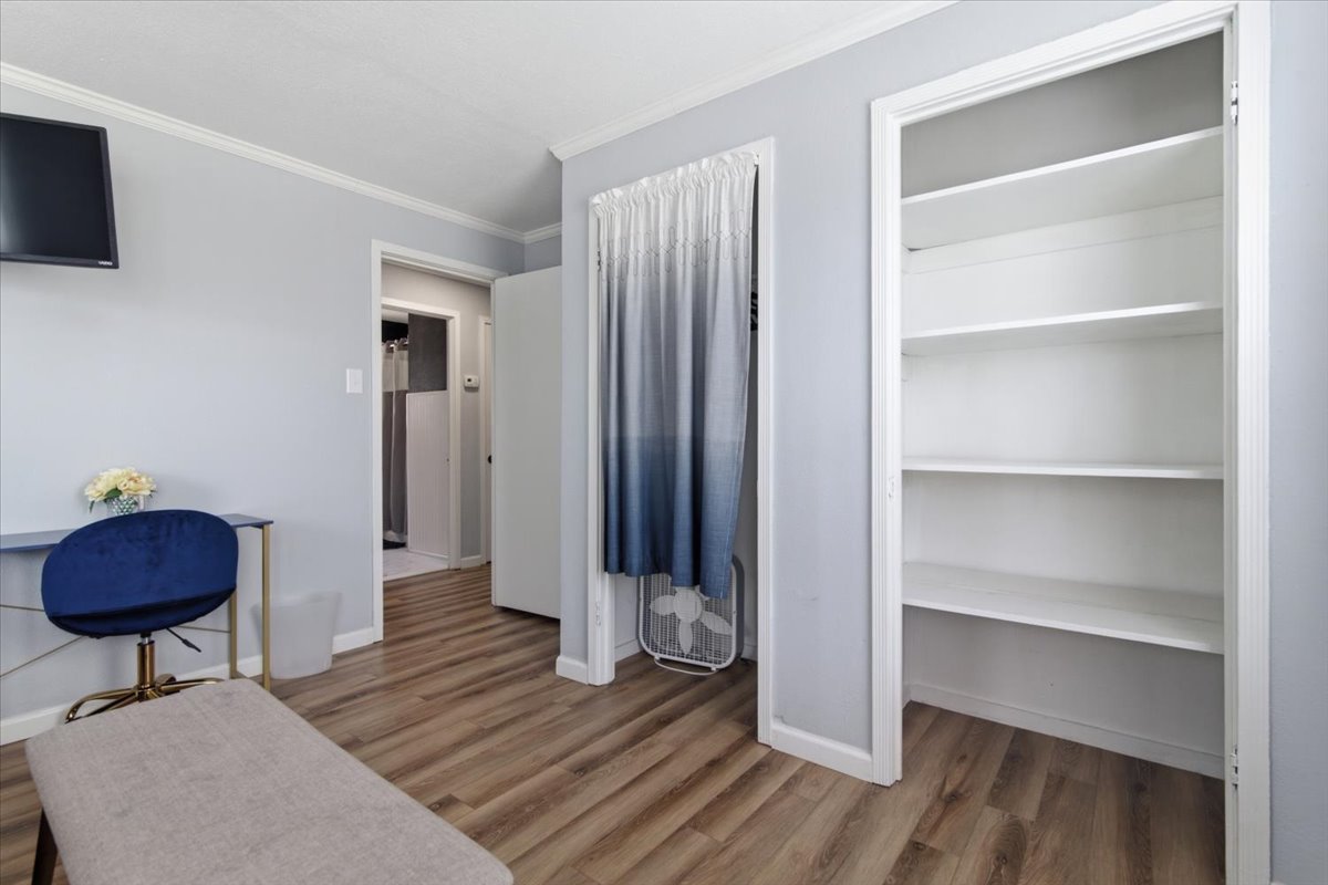 2205 E 5th Place Tulsa OK 74104