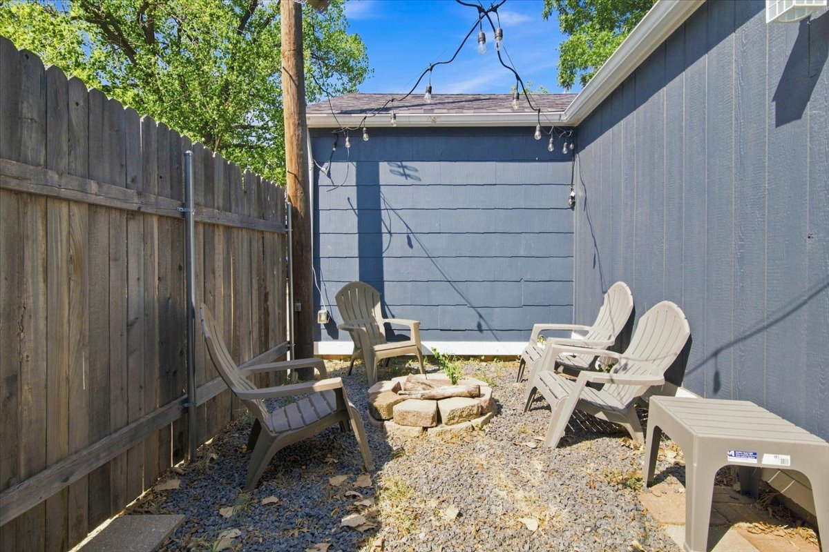 2205 E 5th Place Tulsa OK 74104