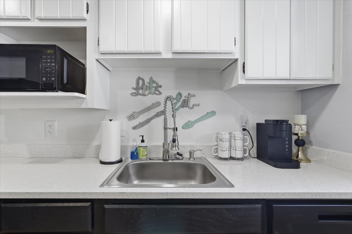 2205 E 5th Place Tulsa OK 74104